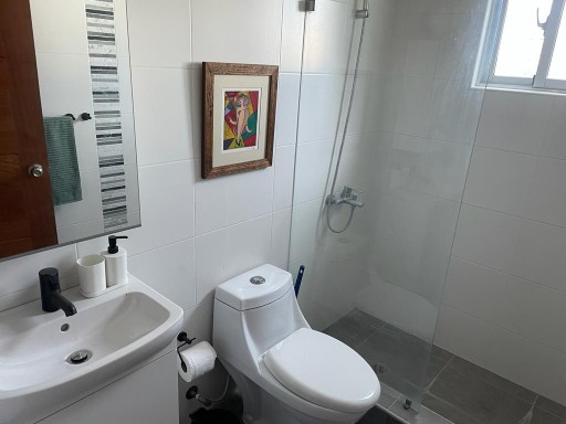 apartamentos - Execelente ubicación a una esquina de la Churchill 2