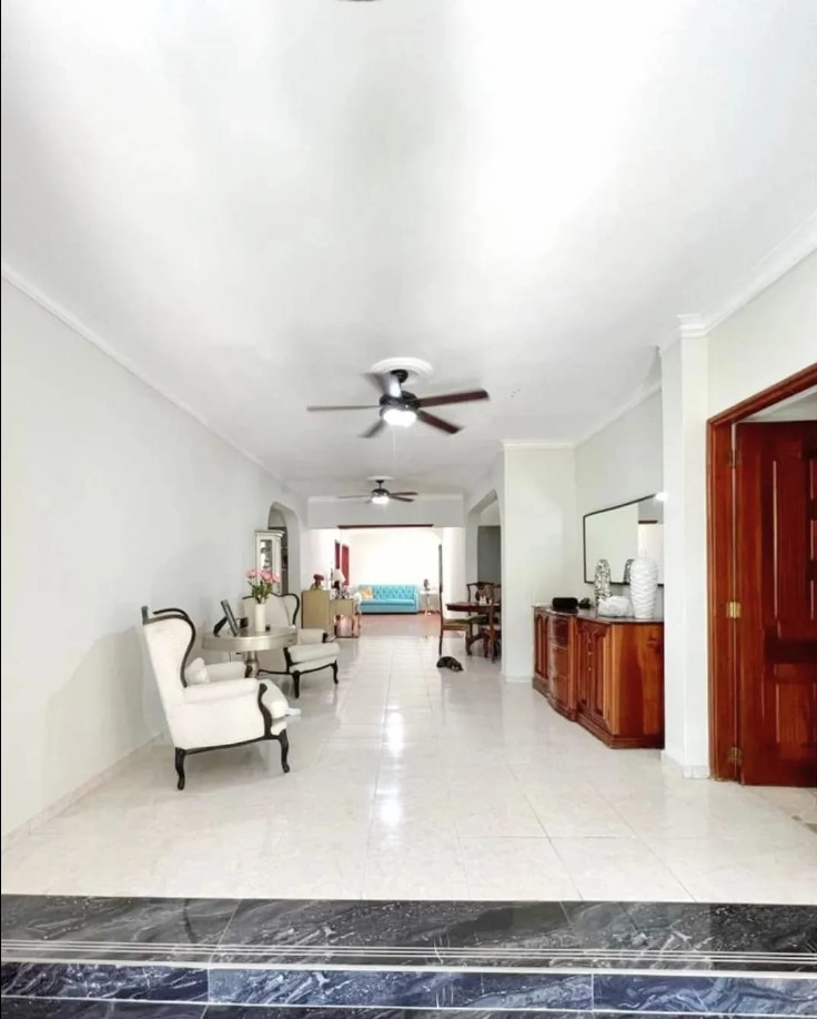 casas - Vendo casa casa en Arroyo Hondo III 4