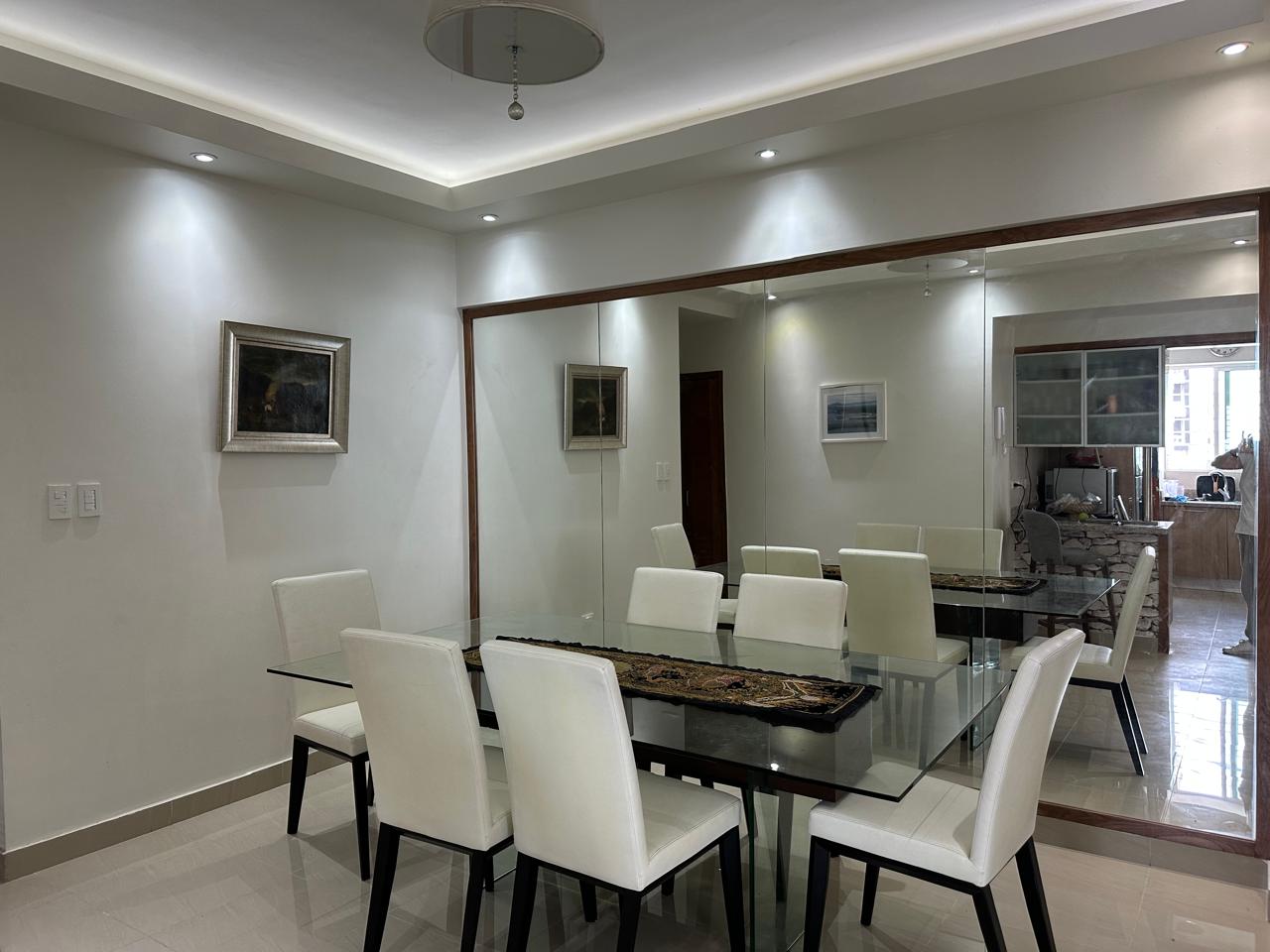 muebles y colchones - Vendo Comedor con tope de cristal y madera 3
