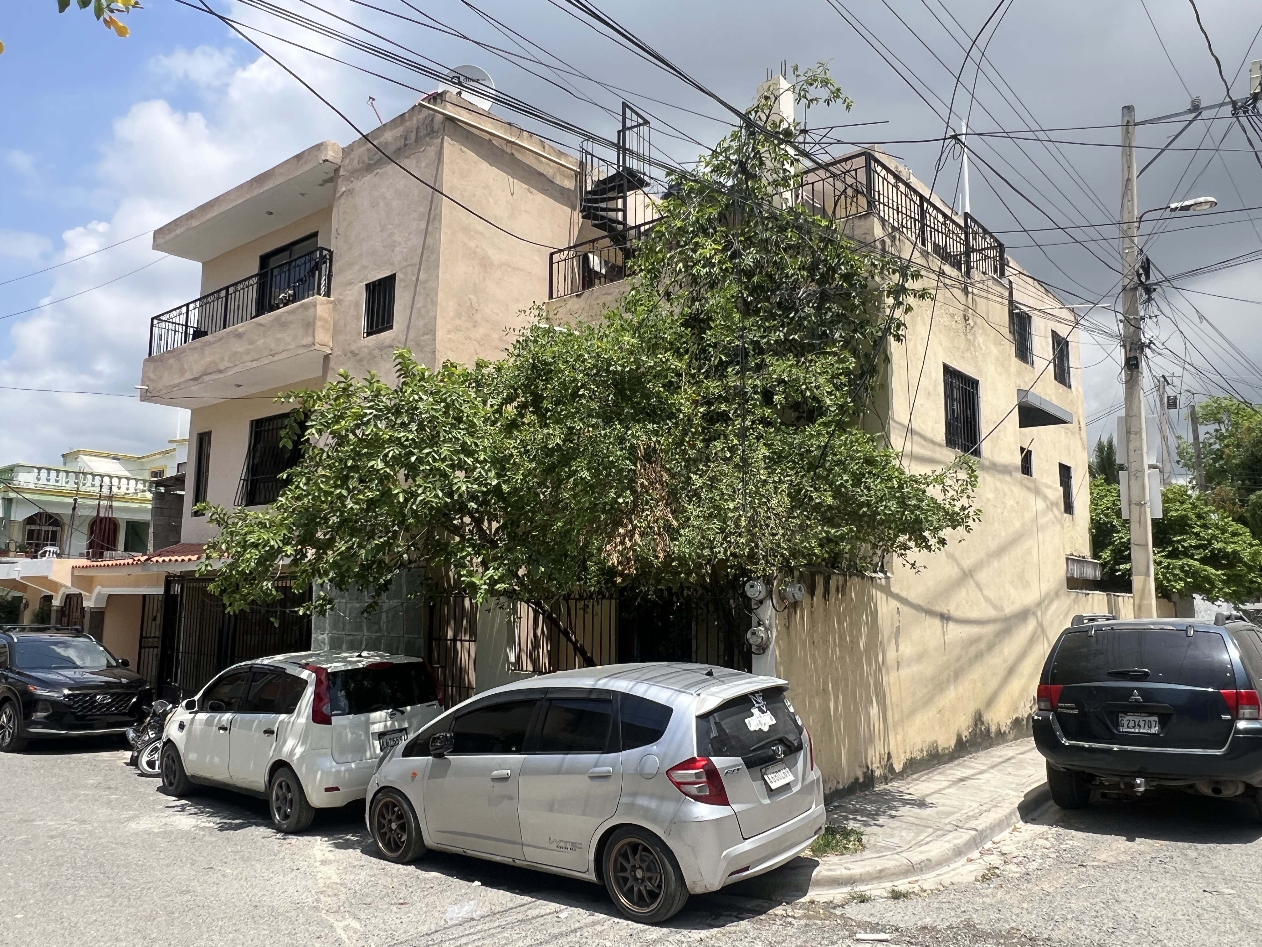 otros inmuebles - Vendo edificio apartamentos en Los Altos de Loyola 4
