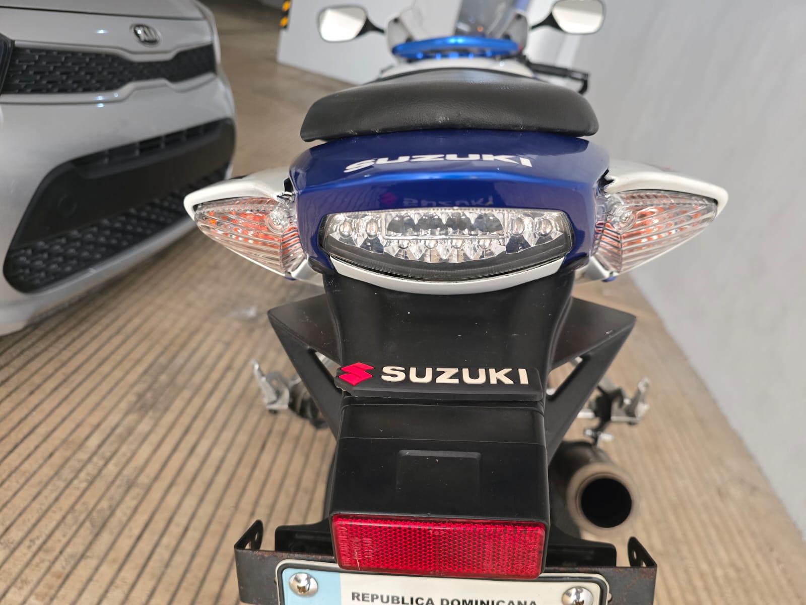 motores y pasolas - SUZUKI GSXR 1000 (2008 LEGAL)  1