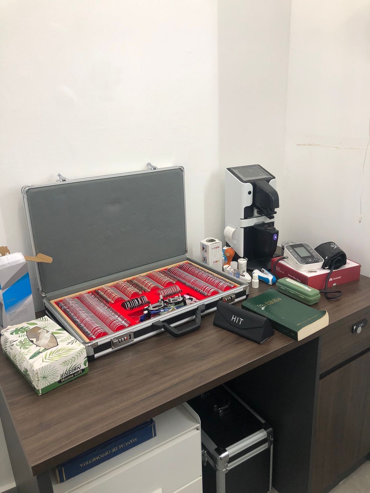 negocios en venta - Venta de  de óptica y/ o equipos de óptica en excelentes condiciones. 7