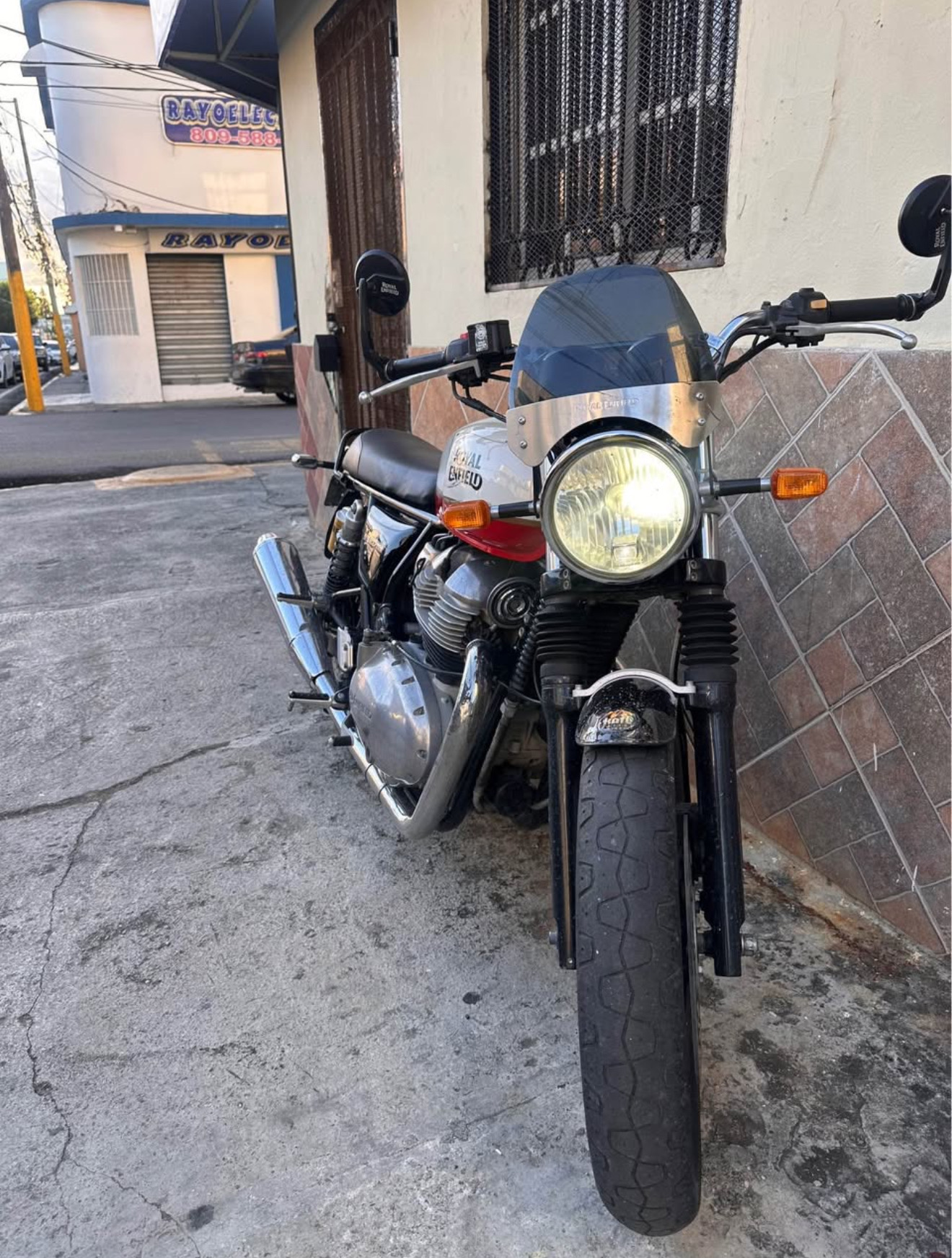 motores y pasolas - Royal enfield interceptor 650  3