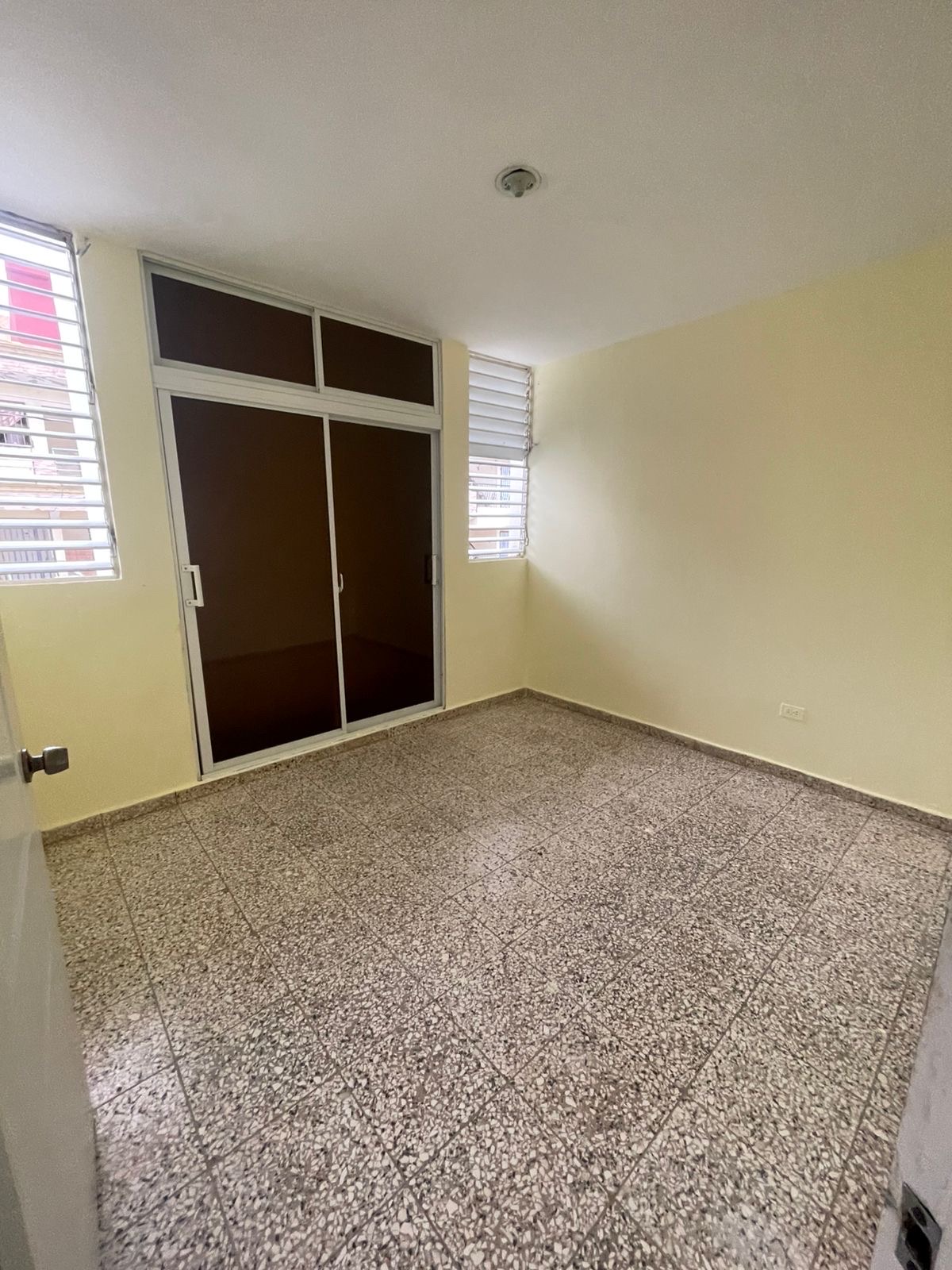 apartamentos - Apartamento en Alquiler en Monte Bonito Santiago Oeste. Tercer Piso  4