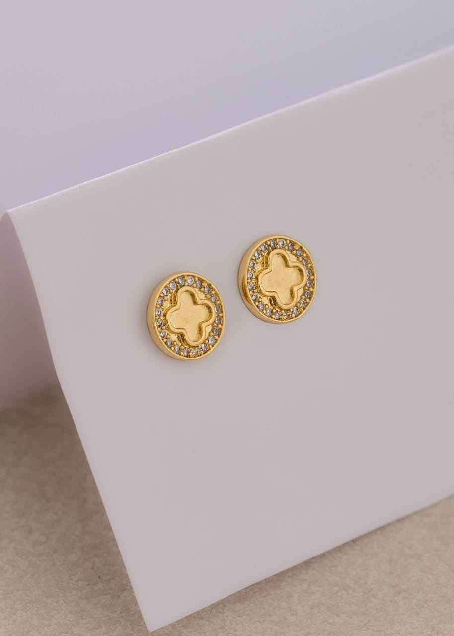 joyas, relojes y accesorios - Aretes trebol silueta en circones