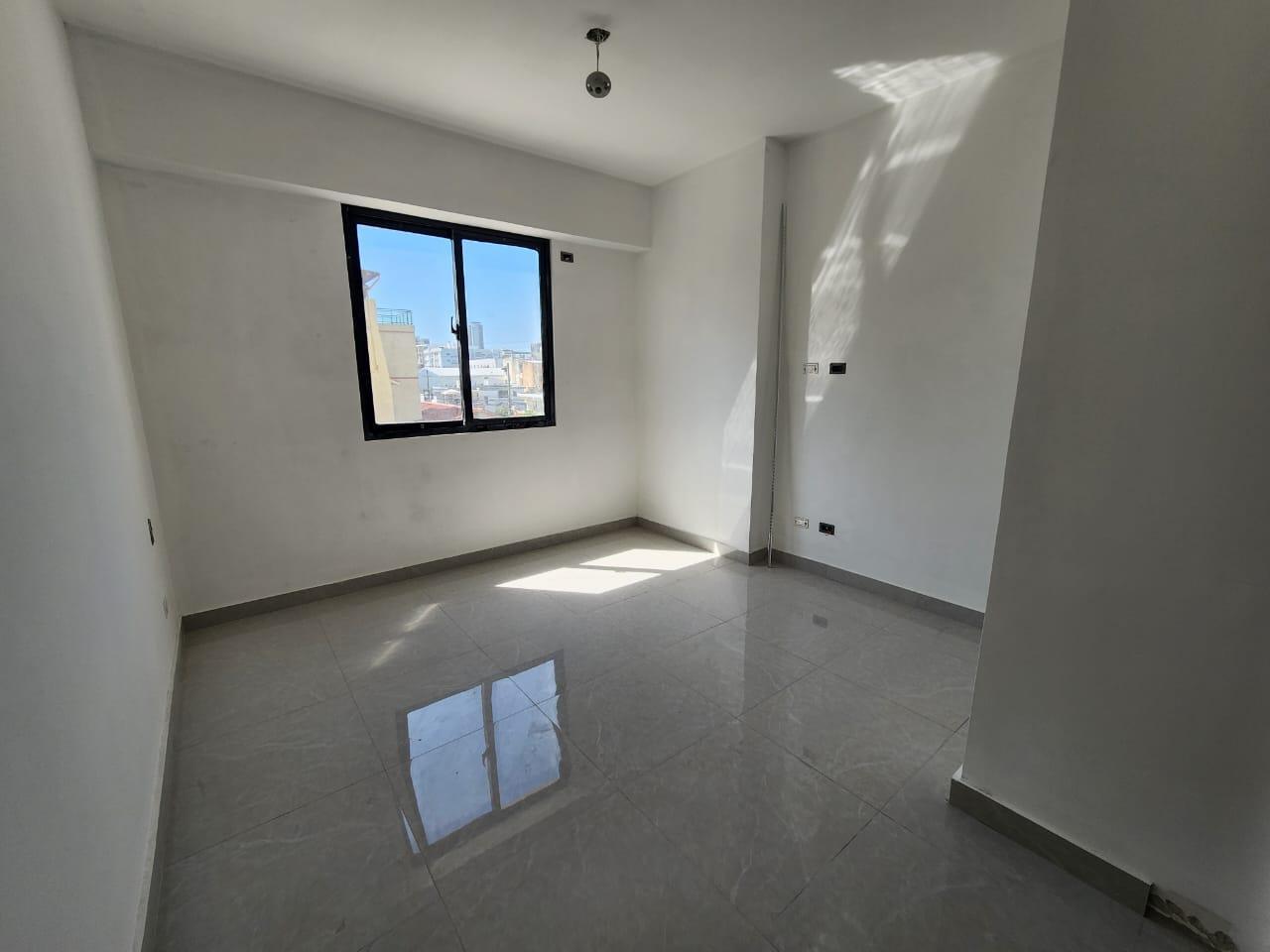apartamentos - Apartamento en Venta en Evaristo Morales 3