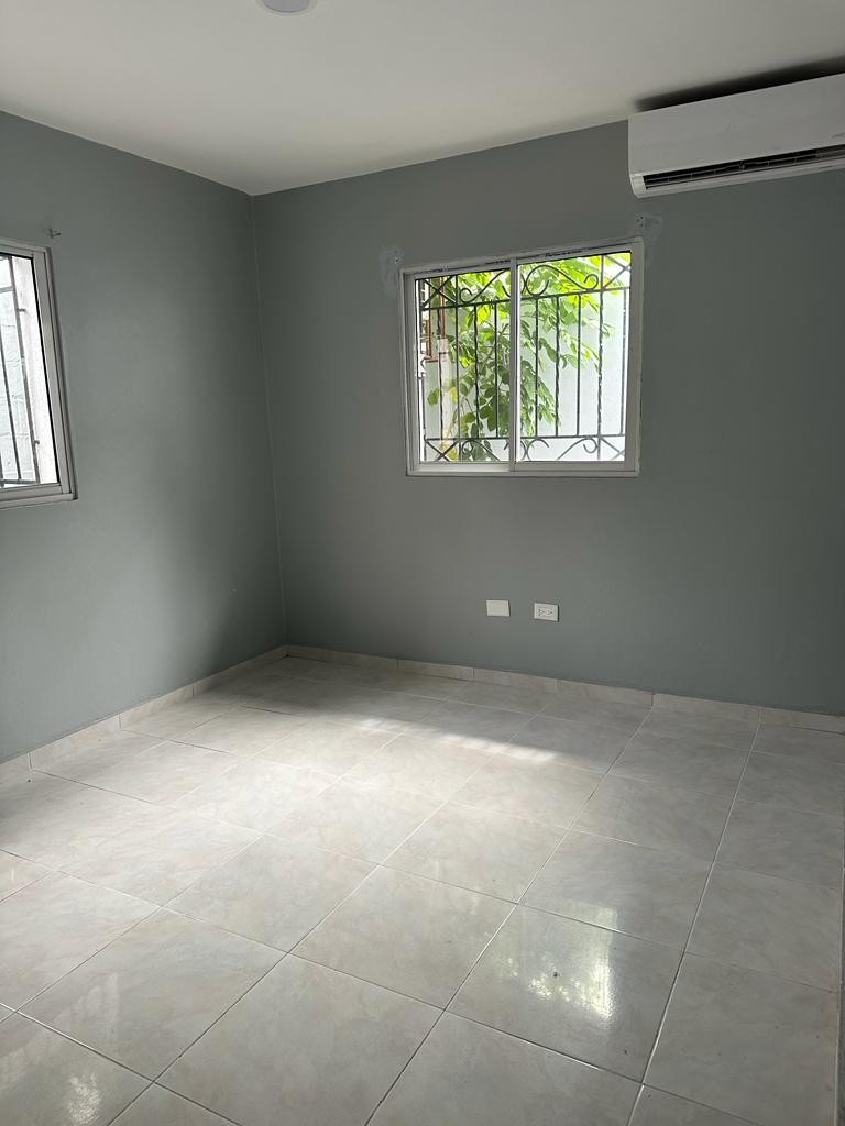 apartamentos - Rento Apartamento en Gazcue.
Precio: USD$900
---1er nivel.
---2 habitaciones 