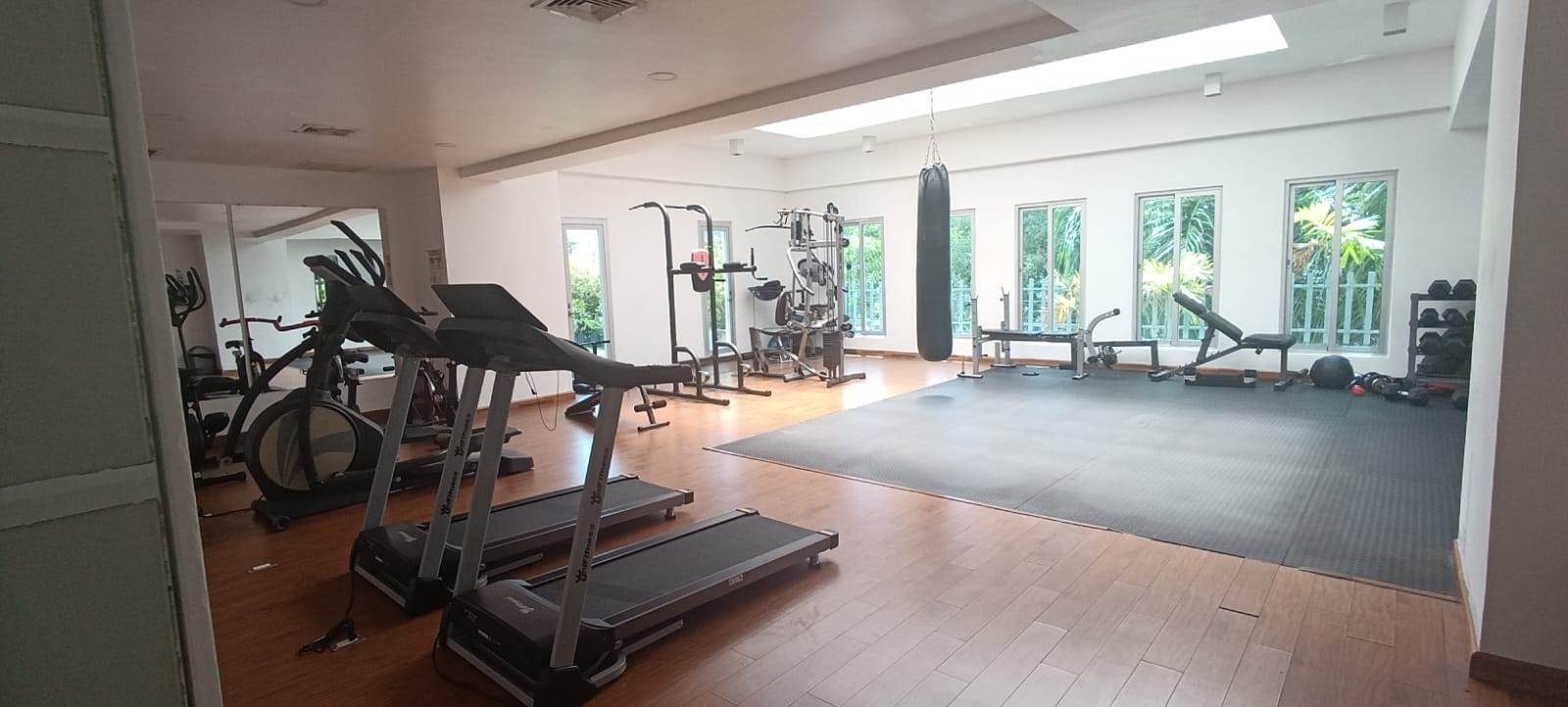 apartamentos - Bella Vista, Piso alto con Vista al mar, 200mts 2