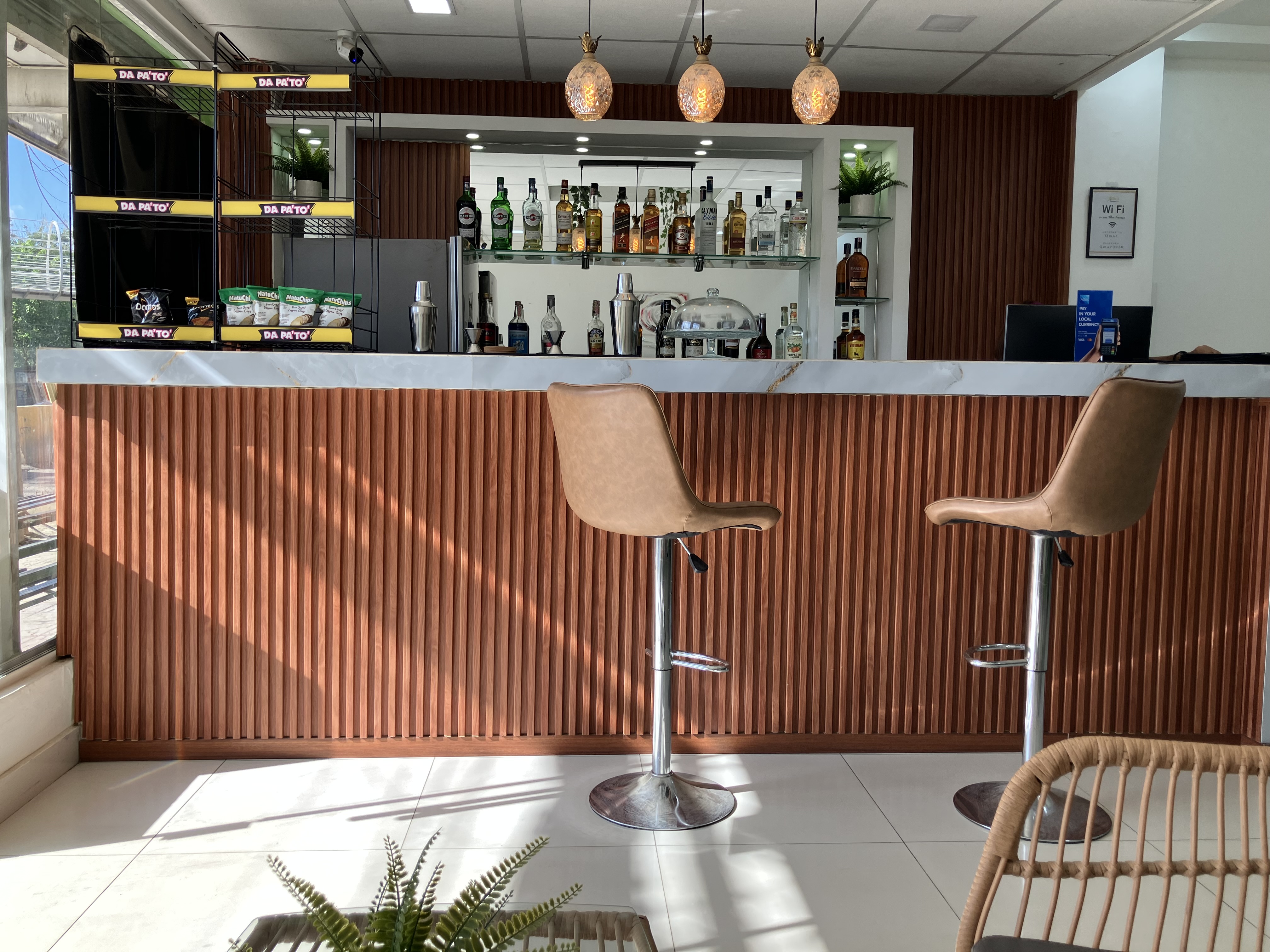 oficinas y locales comerciales - Se Vende Fondo de Comercio 3