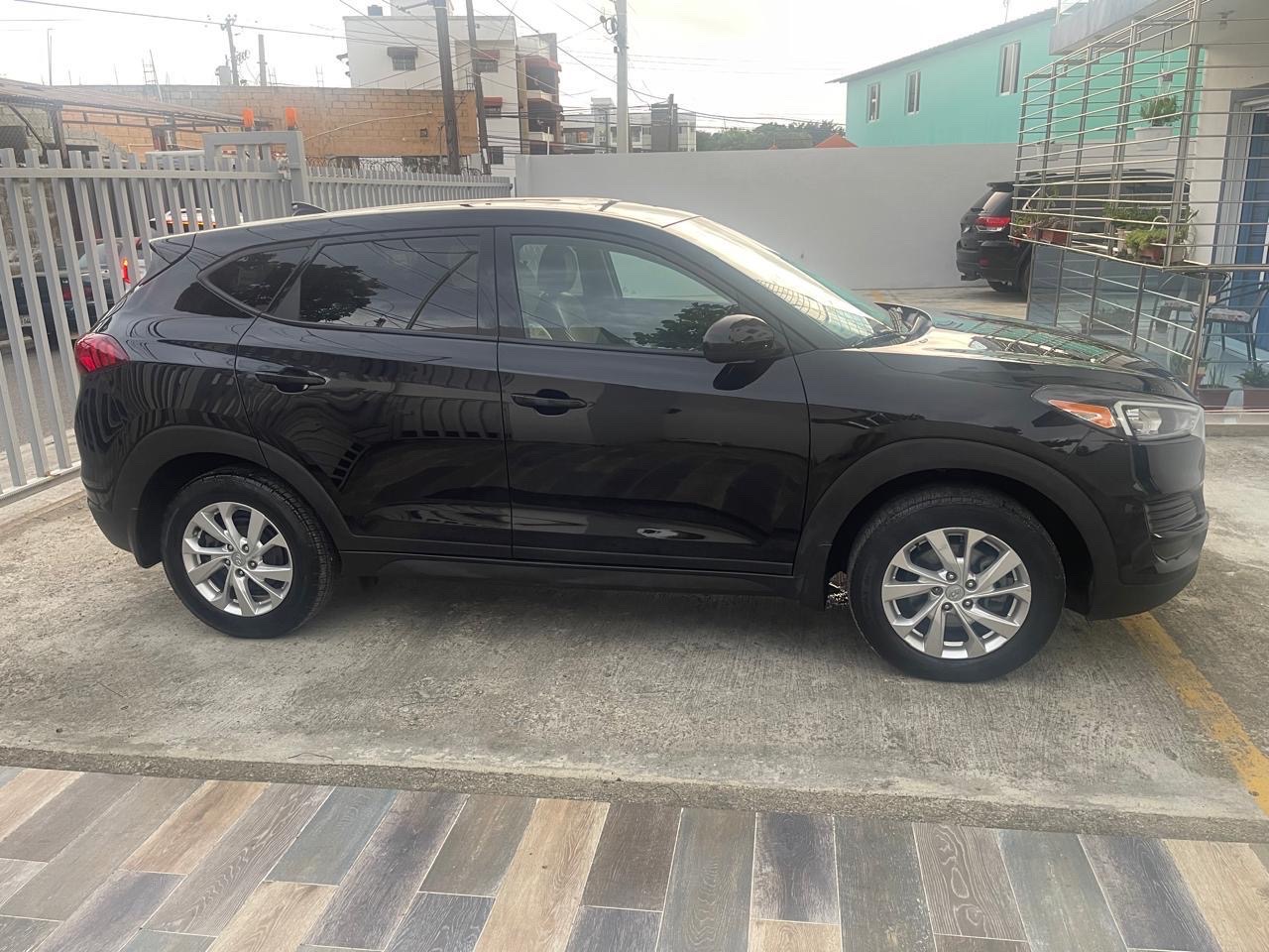 jeepetas y camionetas - Hyundai Tucson 2019 americana recién importada 4X4 Clean Carfax  3