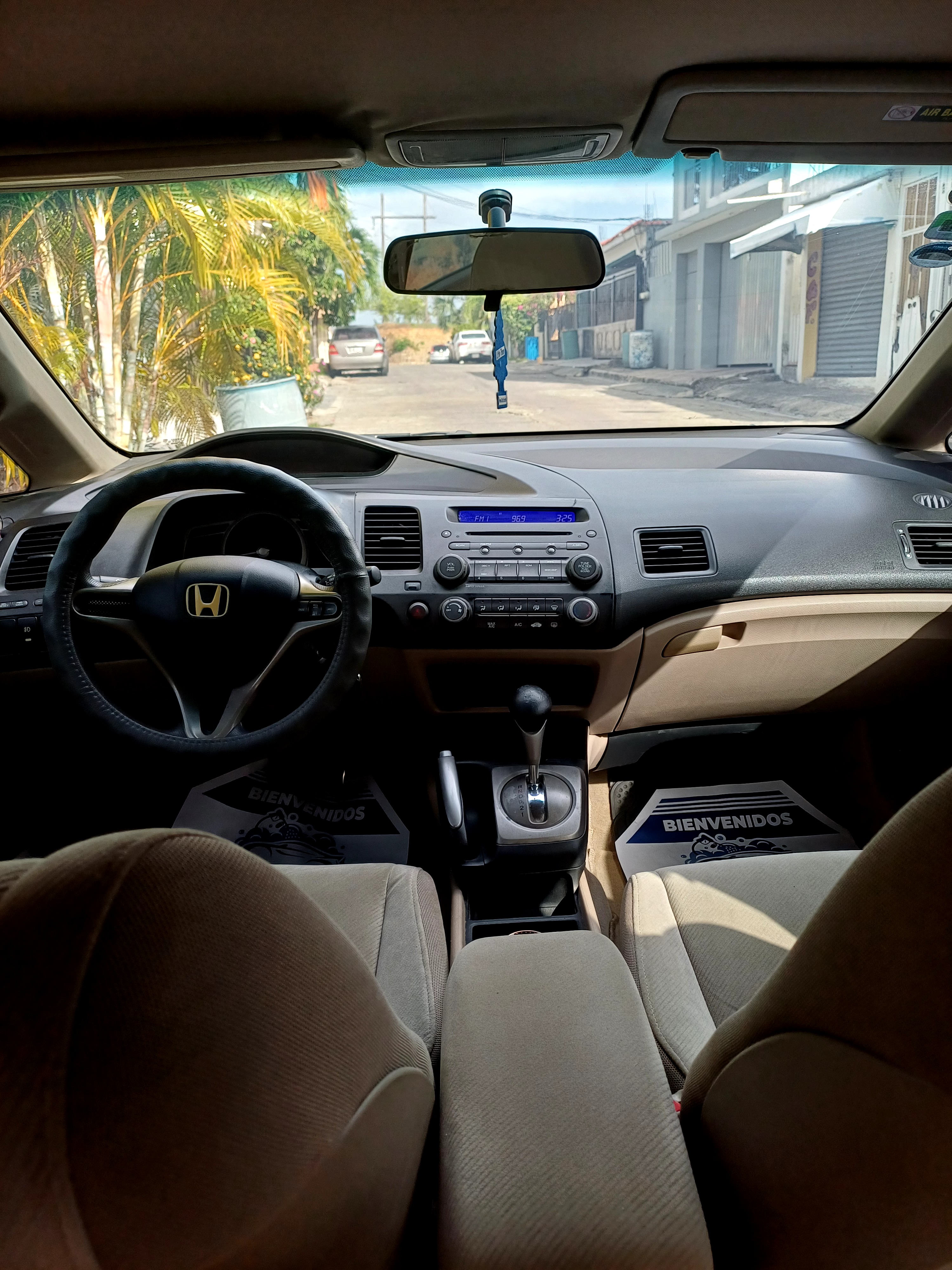 carros - En excelente condiciones  3