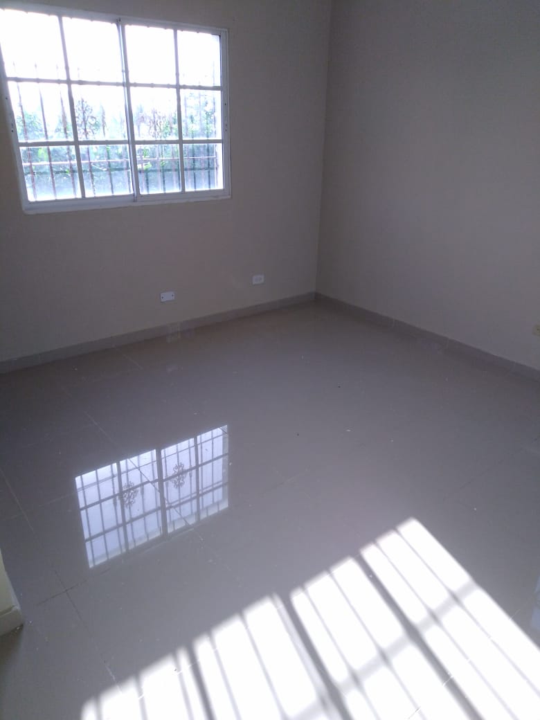 apartamentos - Alquilo Apartamento 3er Nivel con 3 Habs, 2 Baños 1