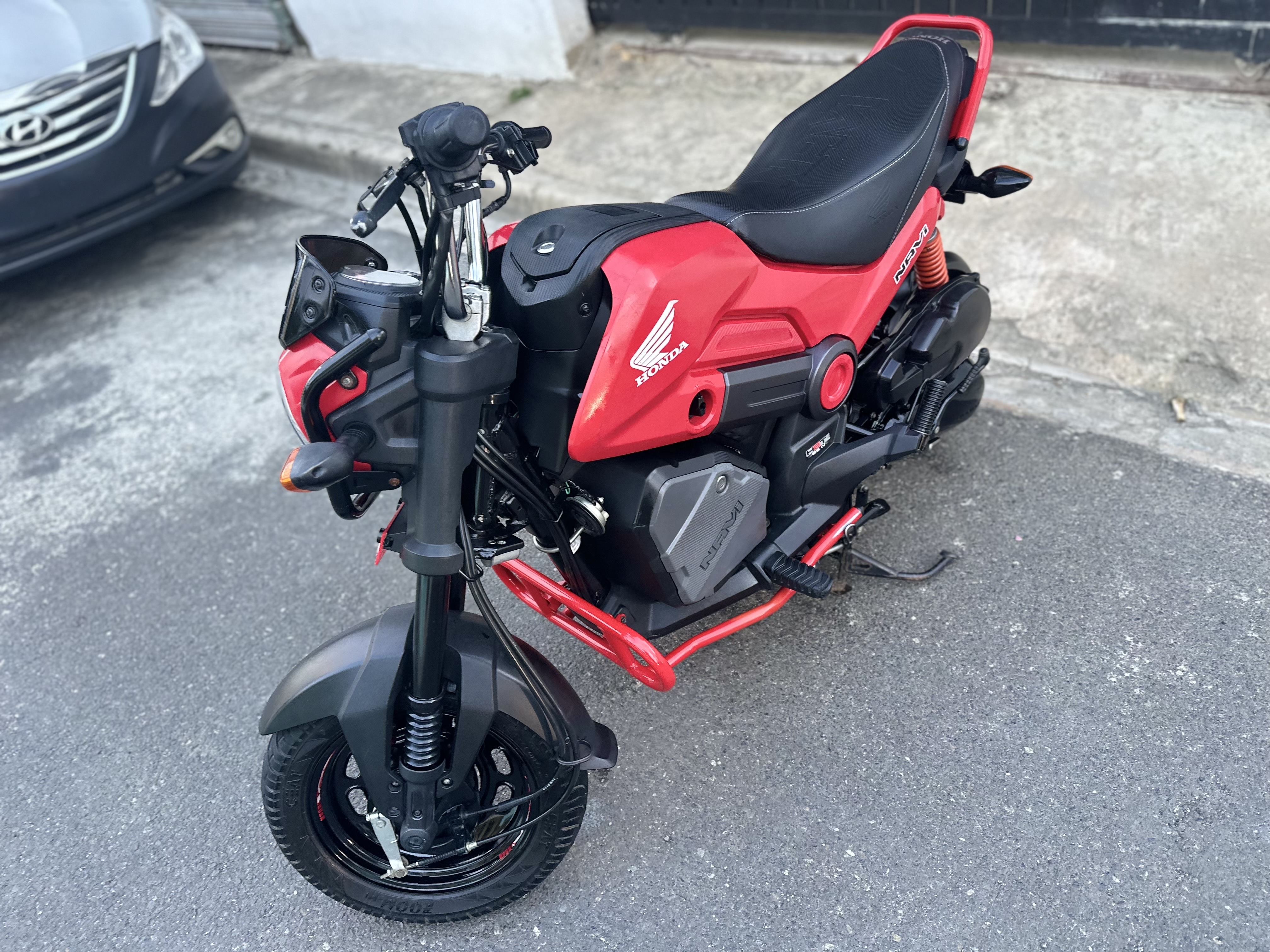 motores y pasolas - Honda Navi 3