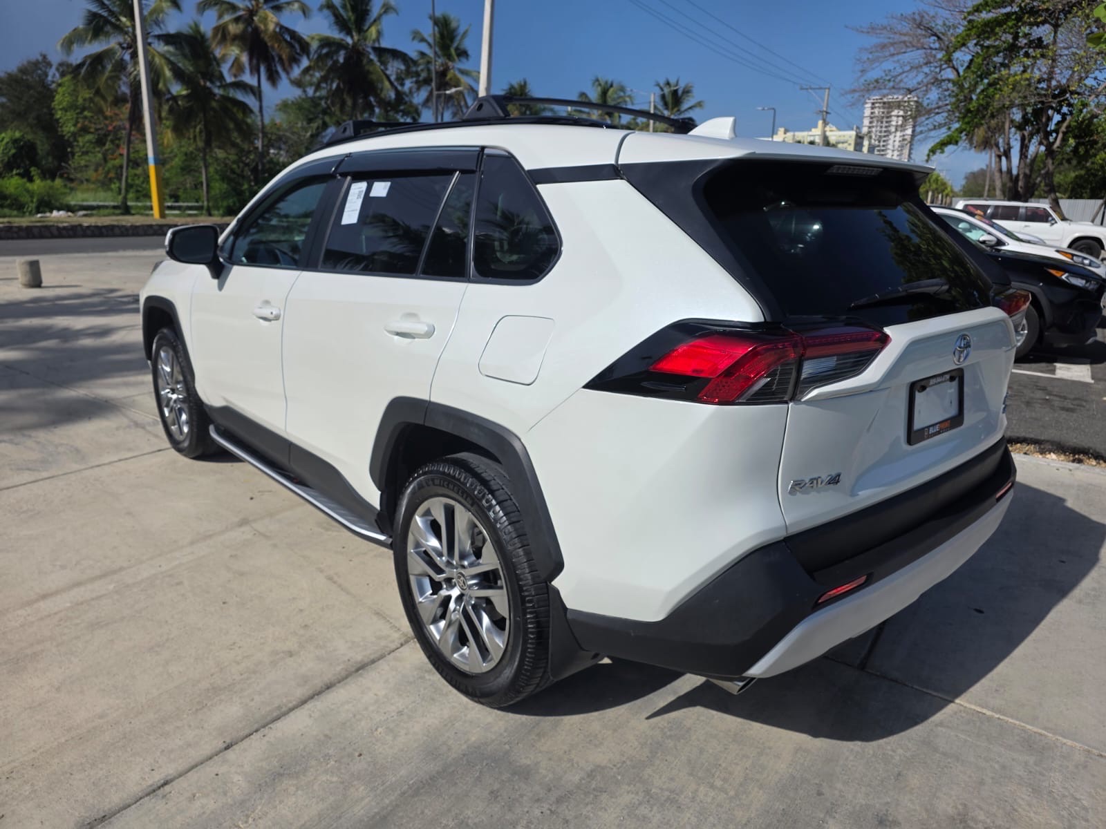 jeepetas y camionetas - TOYOTA RAV4 XLE PREMIUM 2021 RECIÉN IMPORTADA 4X4 FULL FULL AMERICANA NEW! 5