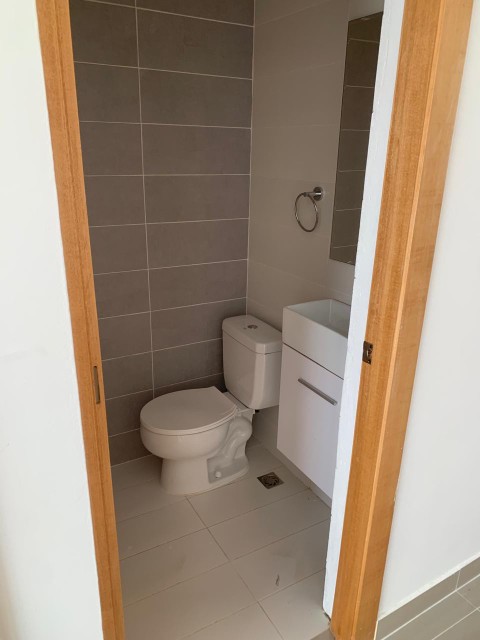 apartamentos - Apartamento en Venta en la Independencia 1H, 1P ,1re nivel 3