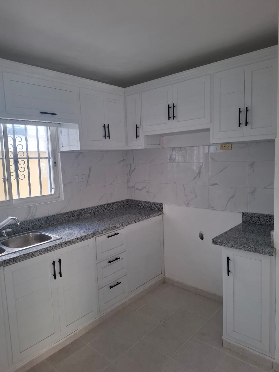 apartamentos - Apto en Alma Rosa Santo Domingo Este 4