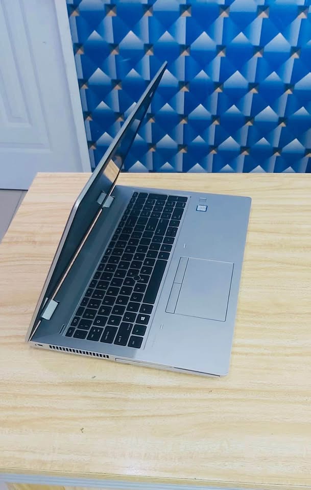 computadoras y laptops - Laptop HP Probook 650 G5 Intel Core i5 16GB RAM 1