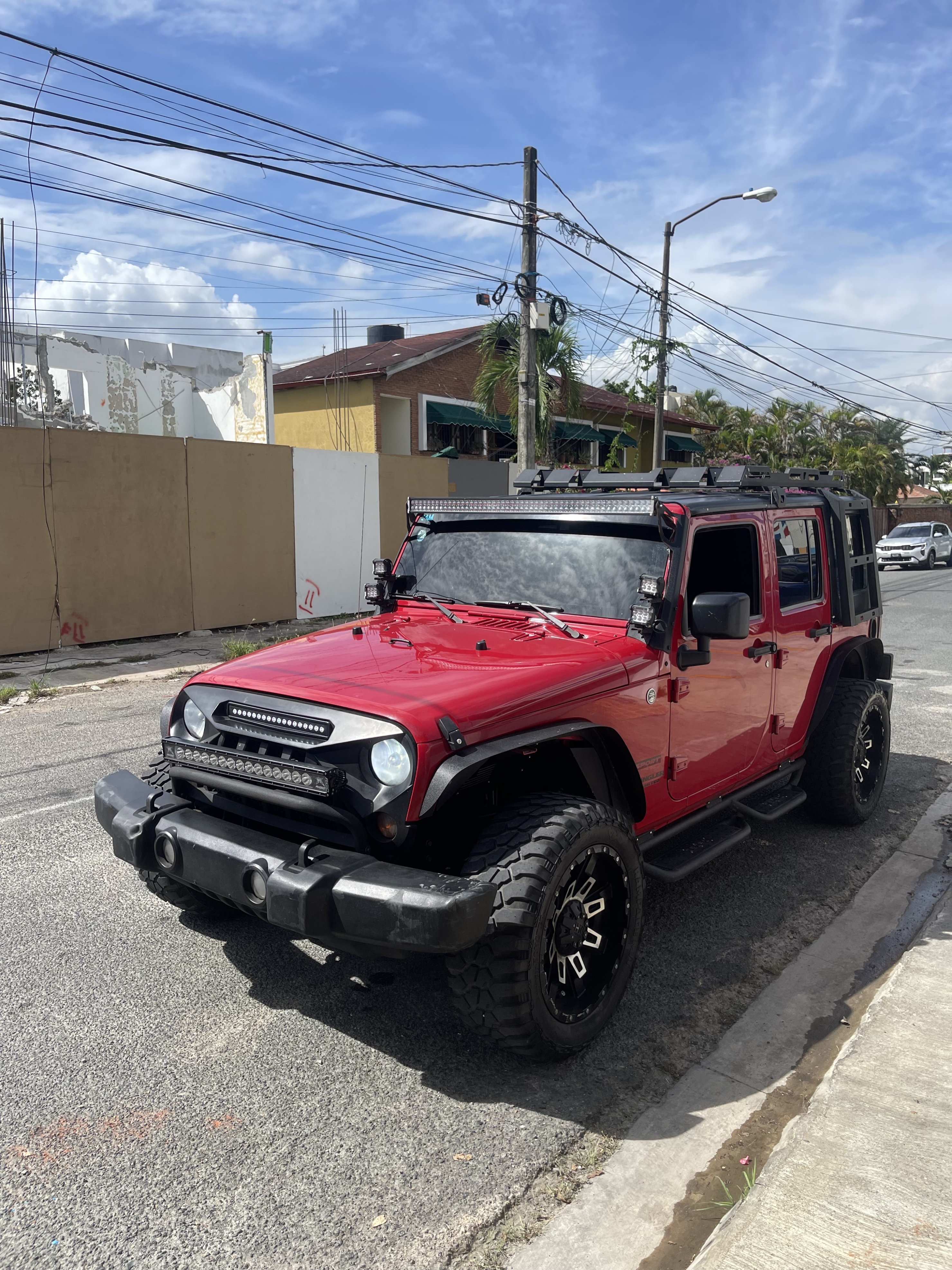 jeepetas y camionetas - se vende jeep wrangler 2014 como nuevo  8