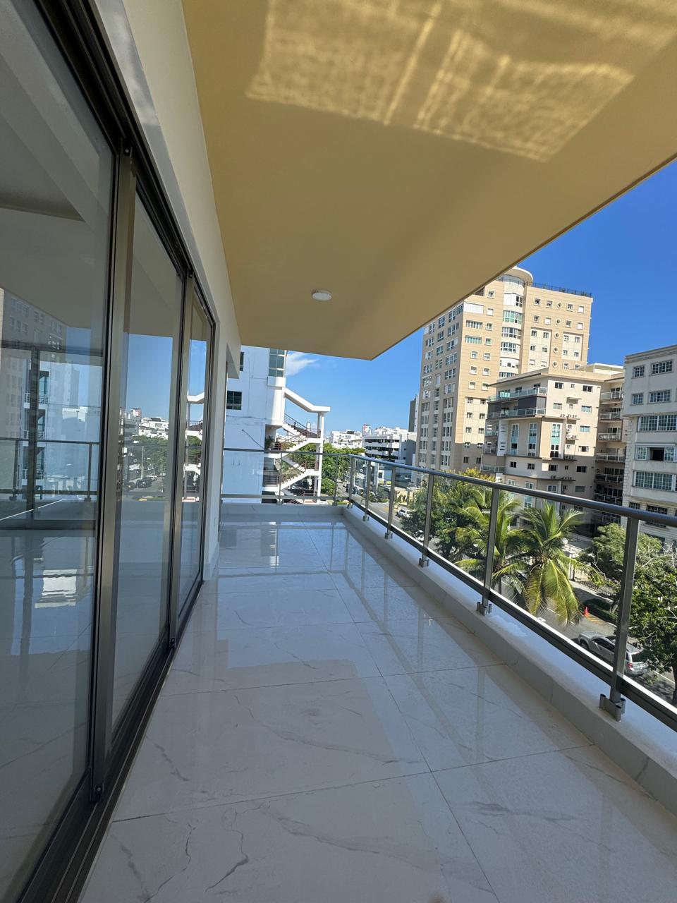 apartamentos - Apartamento en Venta, Los Cacicazgos USD 360,000   2