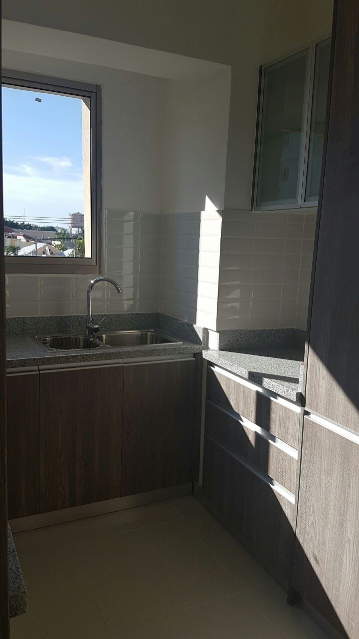 apartamentos - Alquiler de Apartamento en Urb fernandez 9