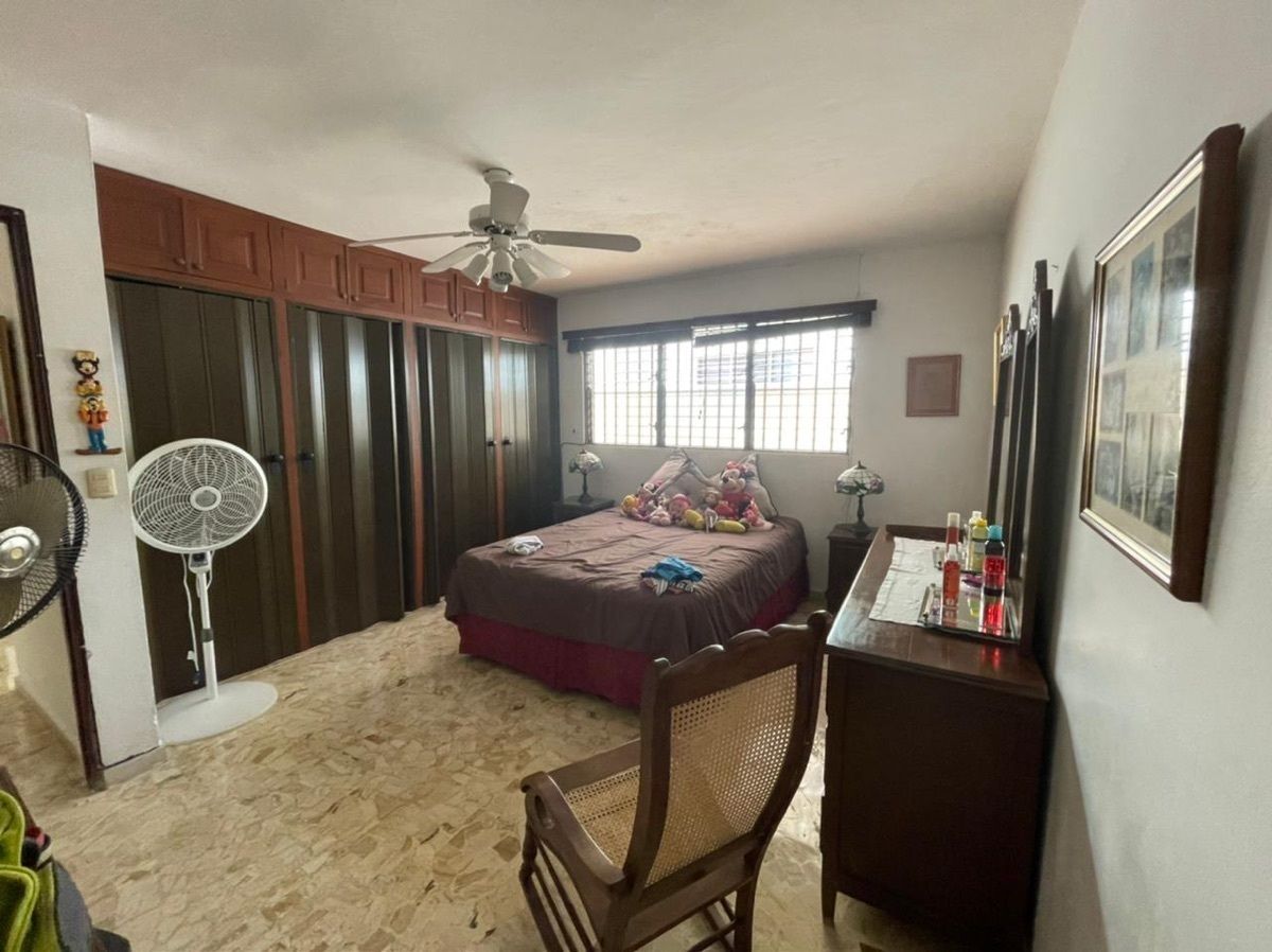 casas - Venta de Casa en La Castellana 4