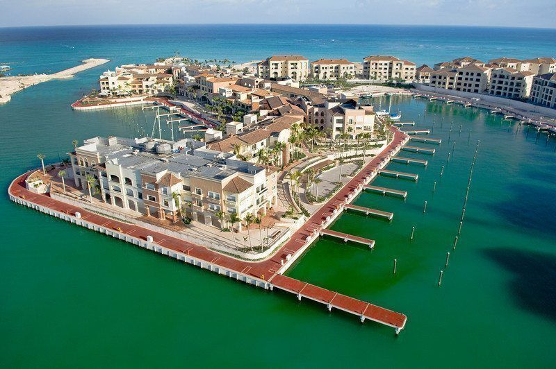 apartamentos - Venta de Apartamento con Vista a Marina  Cap Cana 0