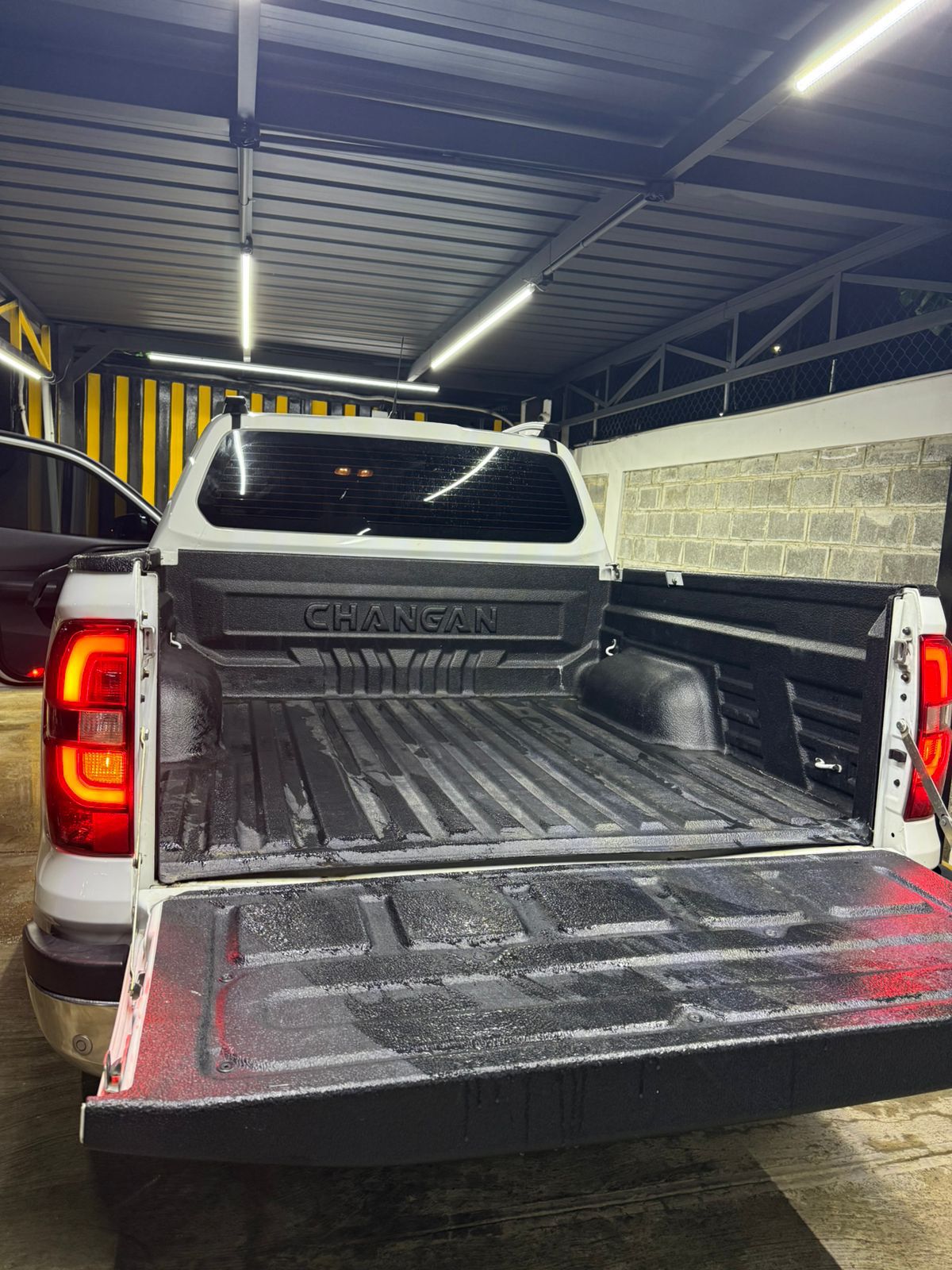 camiones y vehiculos pesados - Camioneta Changan Hunter 2025  6