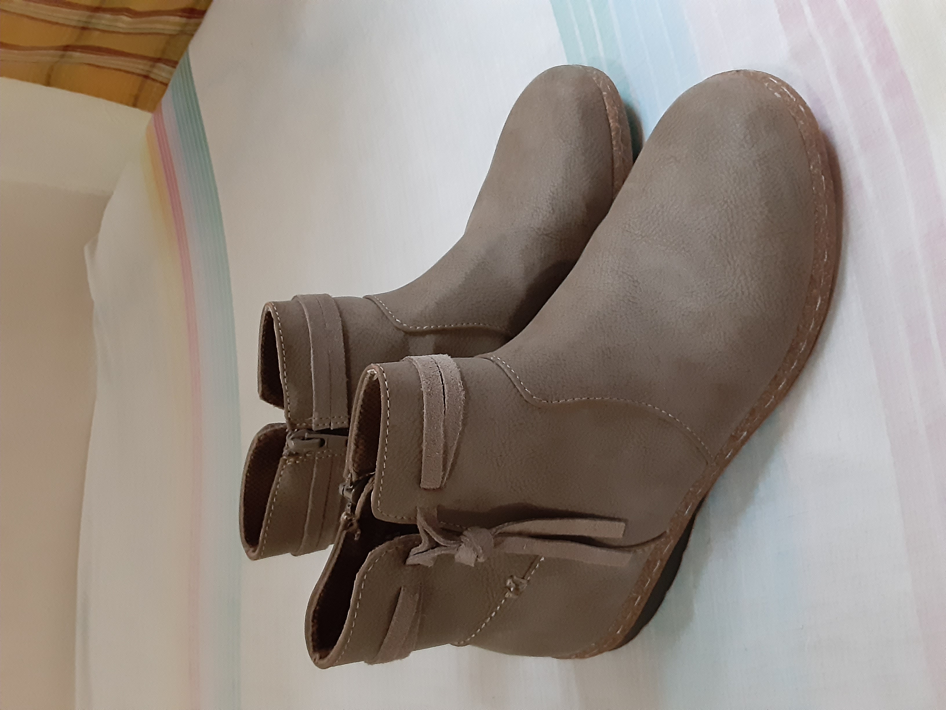 zapatos para mujer - Botines informales para mujer.   Size: 7M 4