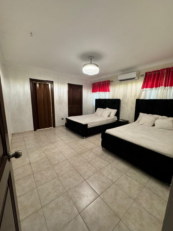 casas - Se vende una casa de 2 Niveles en Altos de Arroyo  8