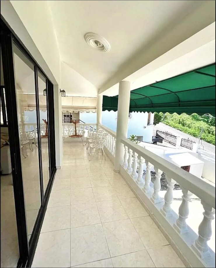 casas - Vendo casa casa en Arroyo Hondo III 6