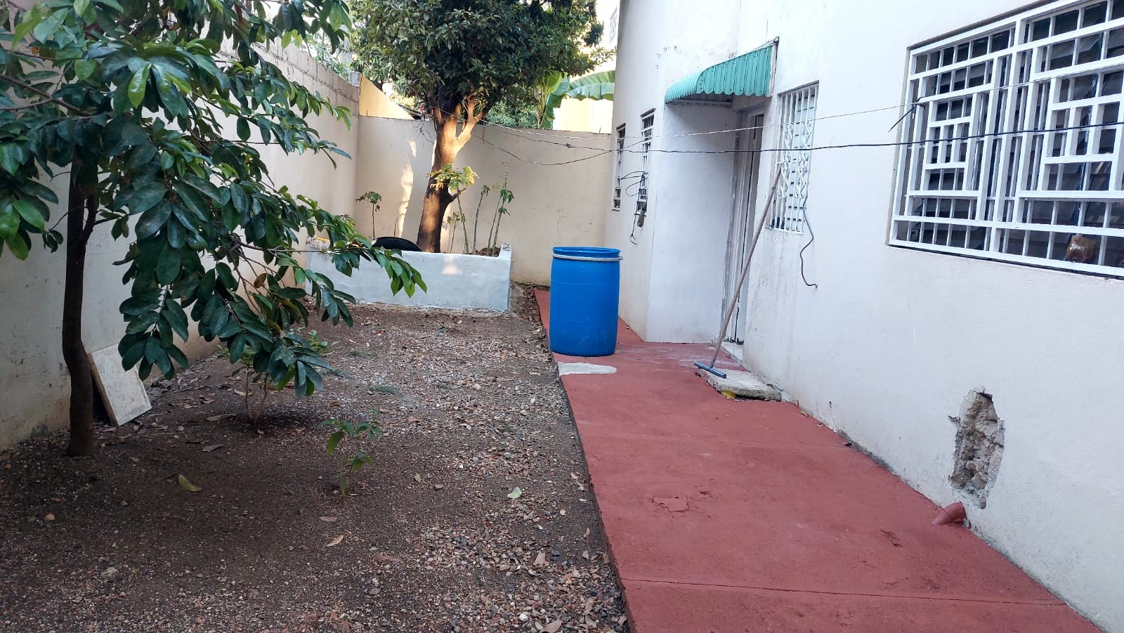 casas - Se vende casa en Los tres Ojos 1