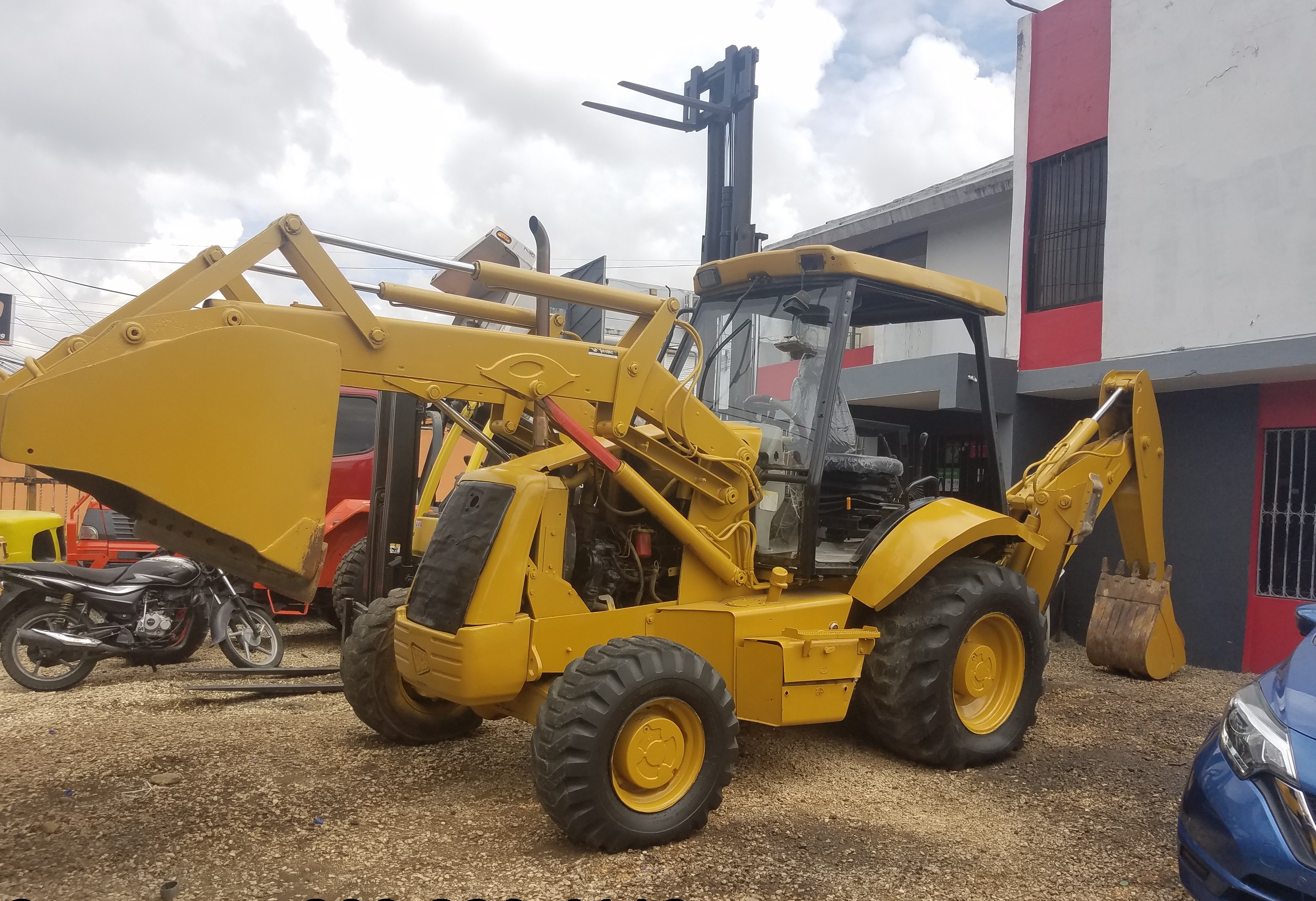construccion e industrial - retropala jcb 4