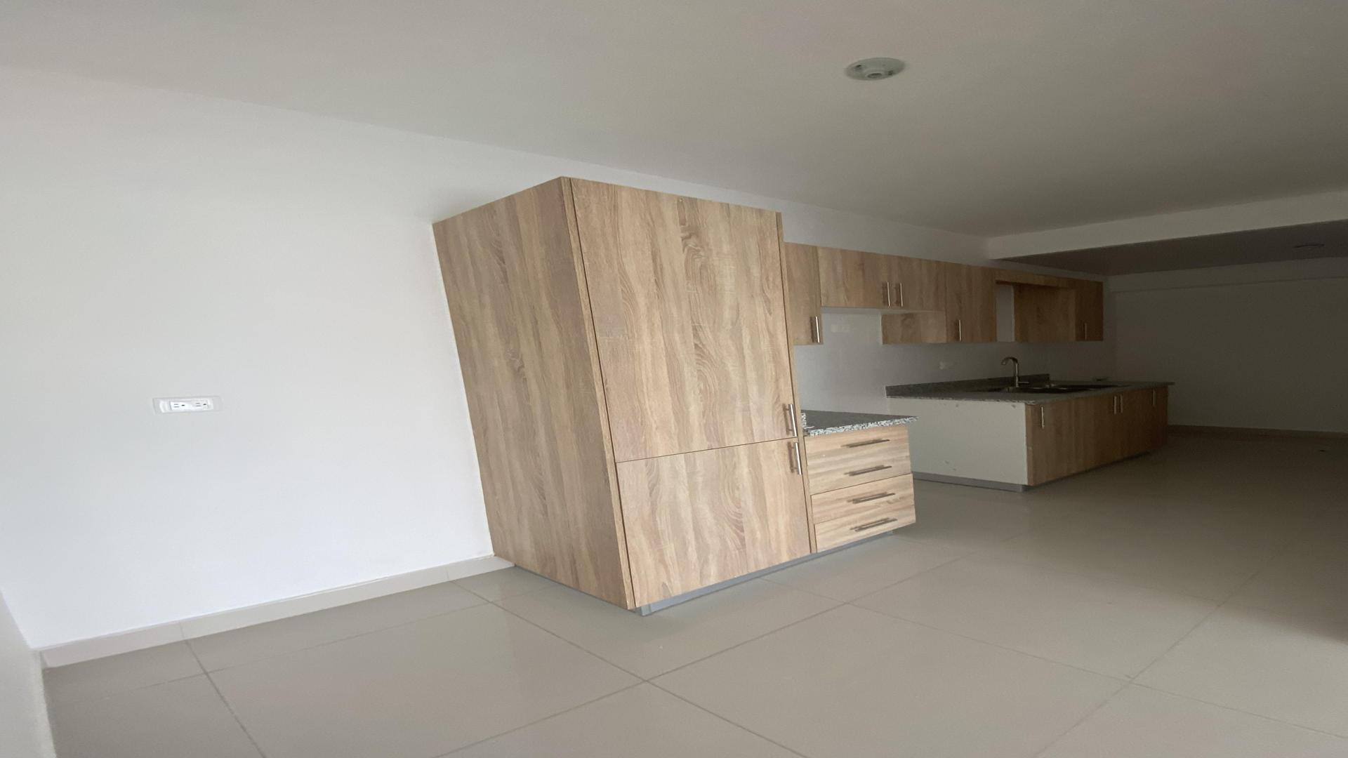 apartamentos - APTO EN ALQUILER, MODERNA TORRE EN GAZCUE 6
