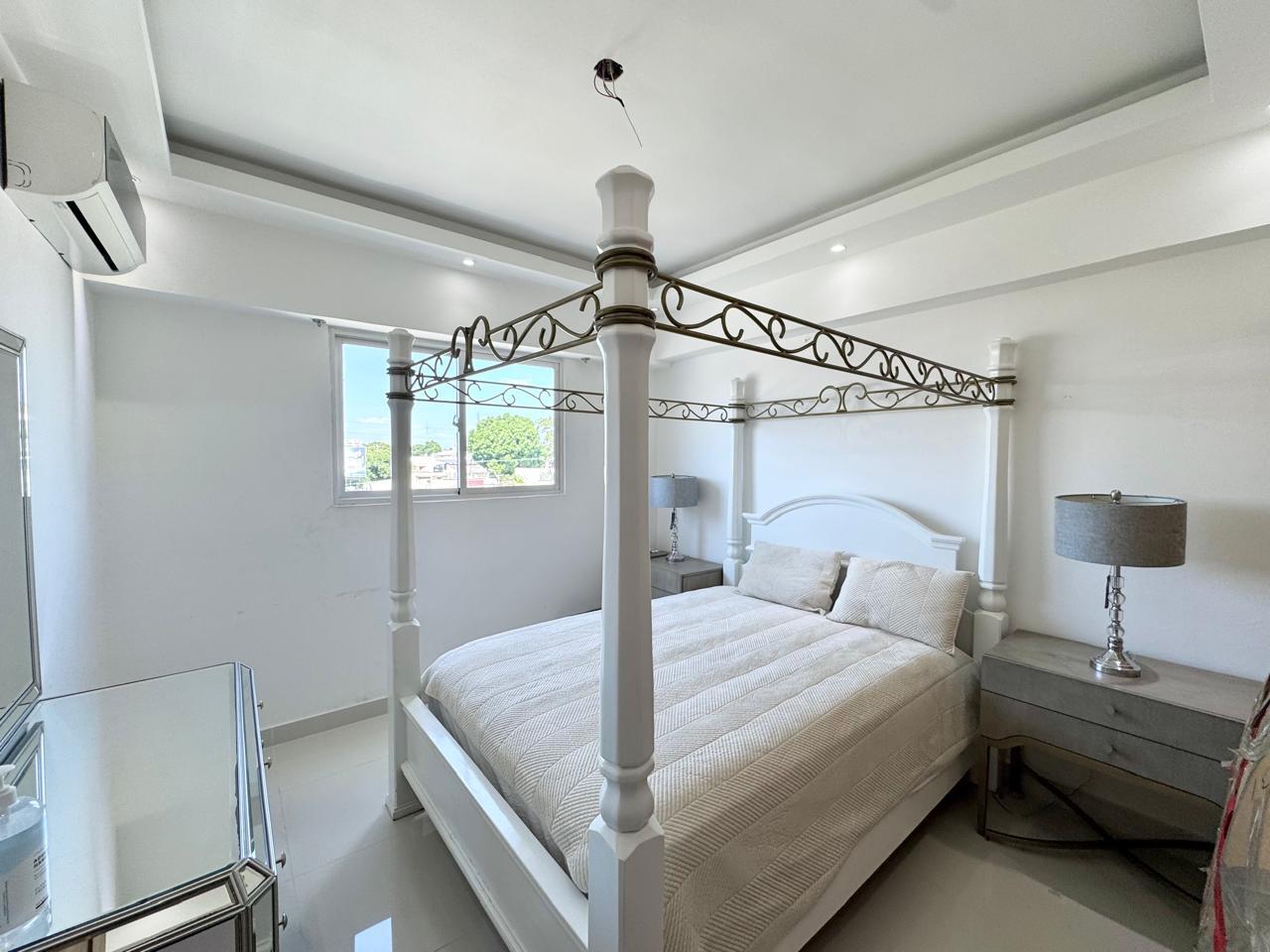 apartamentos - Se vende hermoso apartamento en el Miklon  3