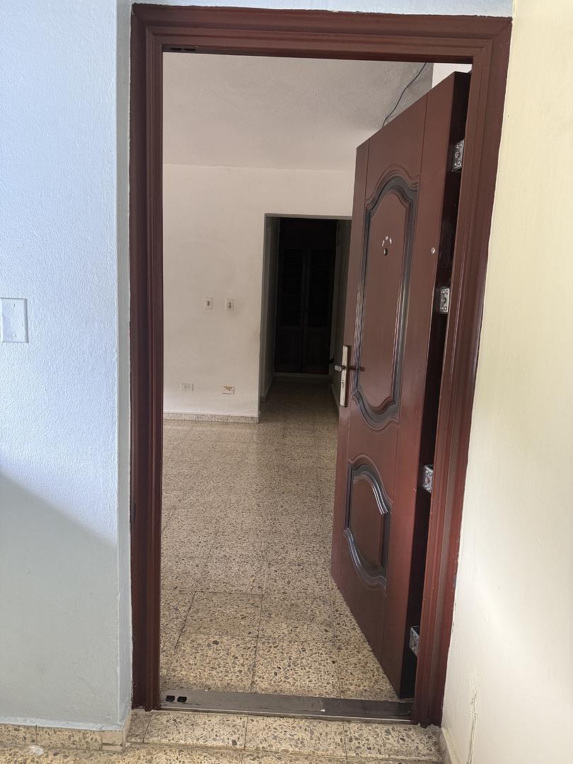 apartamentos - Apartamento en venta frente al parque del este  3