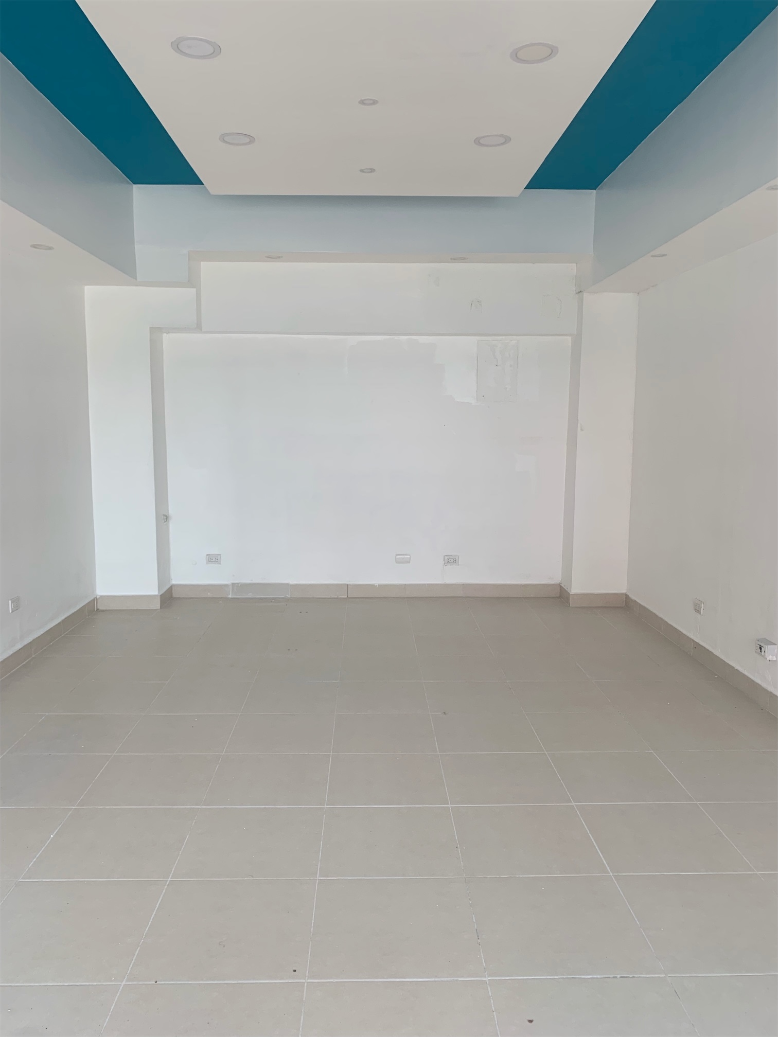 oficinas y locales comerciales - Local céntrico en Bella vista 1