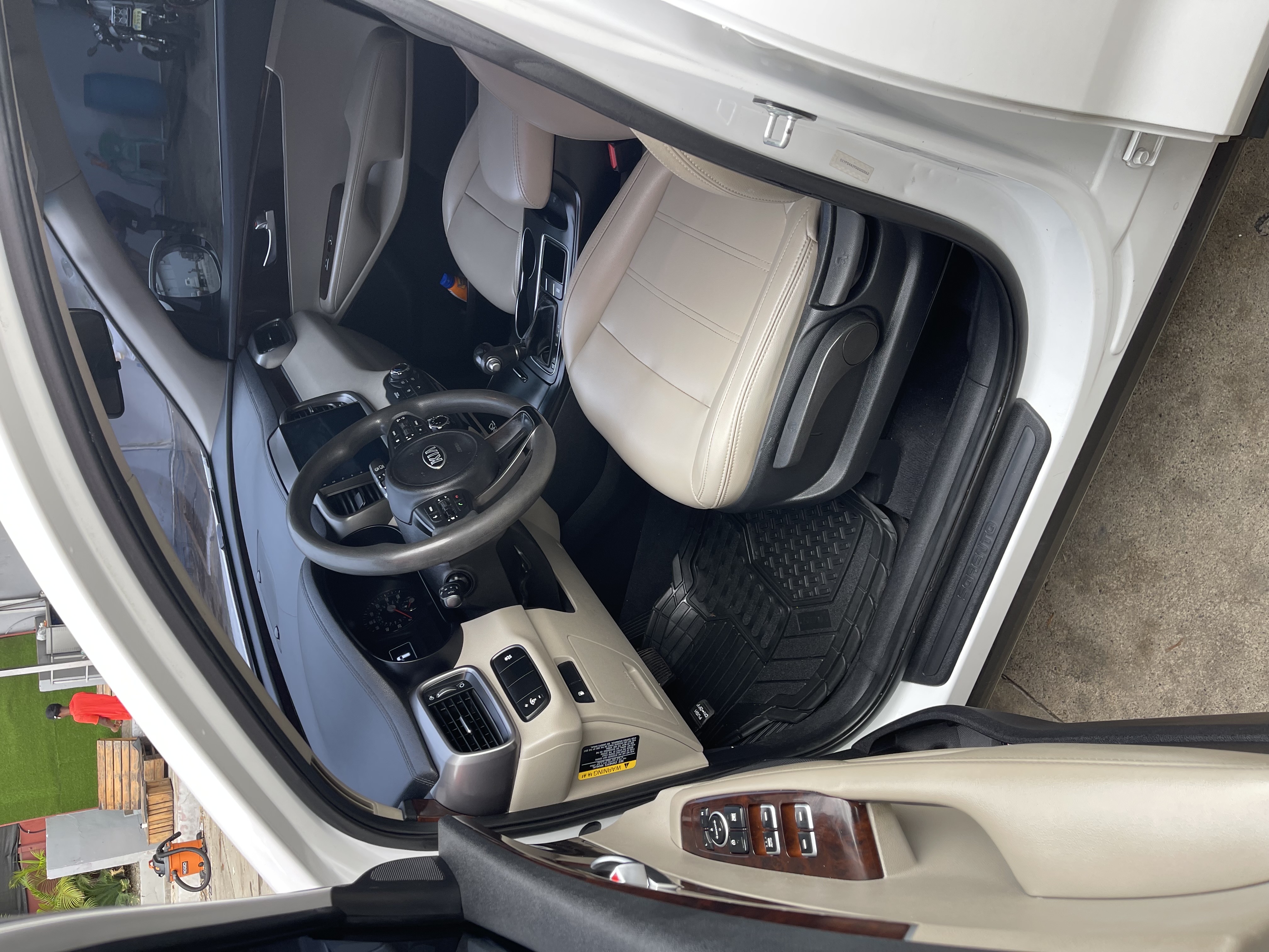 jeepetas y camionetas - Kia sorento Blanca 2016 4