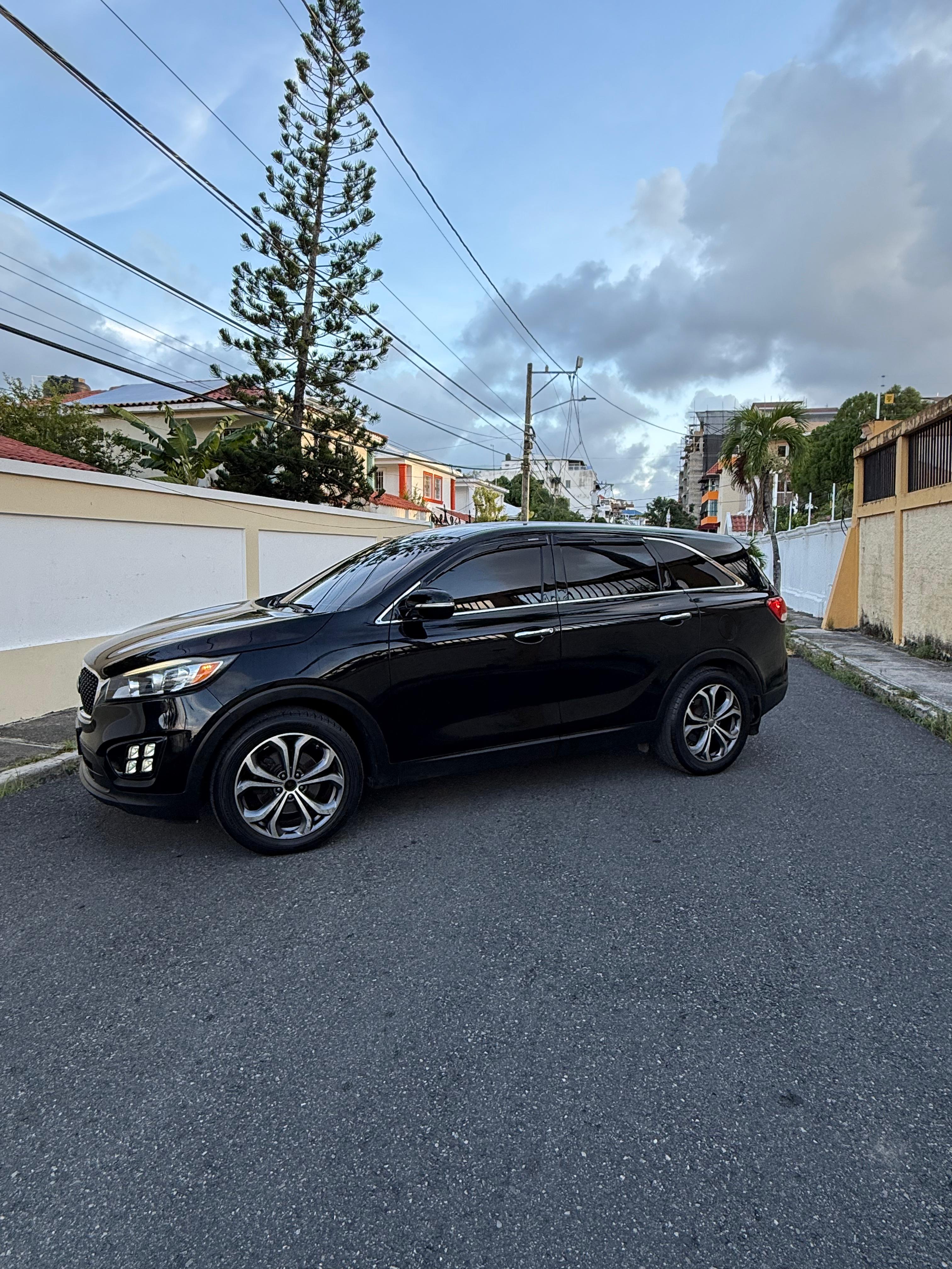 jeepetas y camionetas - Kia Sorento 2016 2.4L NEGOCIABLE 4