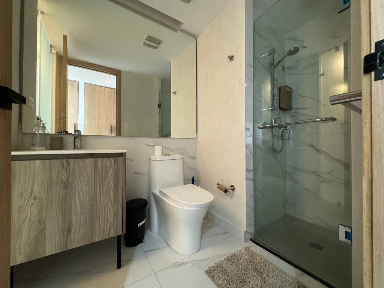 apartamentos - Alquiler de apto detrás de galería 360 Arroyo Hondo Viejo  7