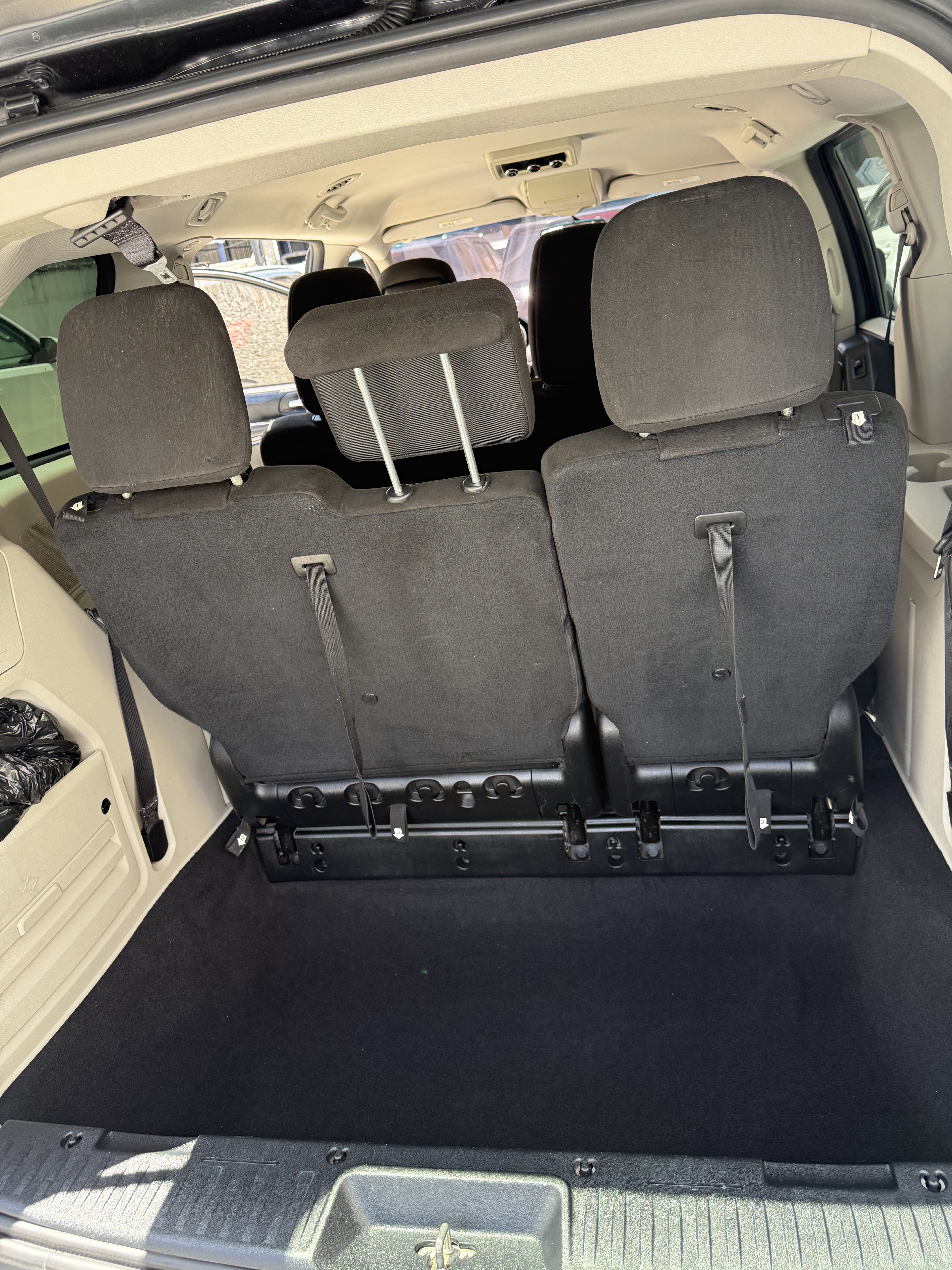 jeepetas y camionetas - se vende Dodge Caravan 2017  8