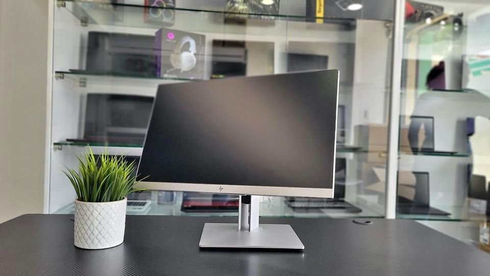 computadoras y laptops - MONITOR SIN BORDES HP E243 24" 0