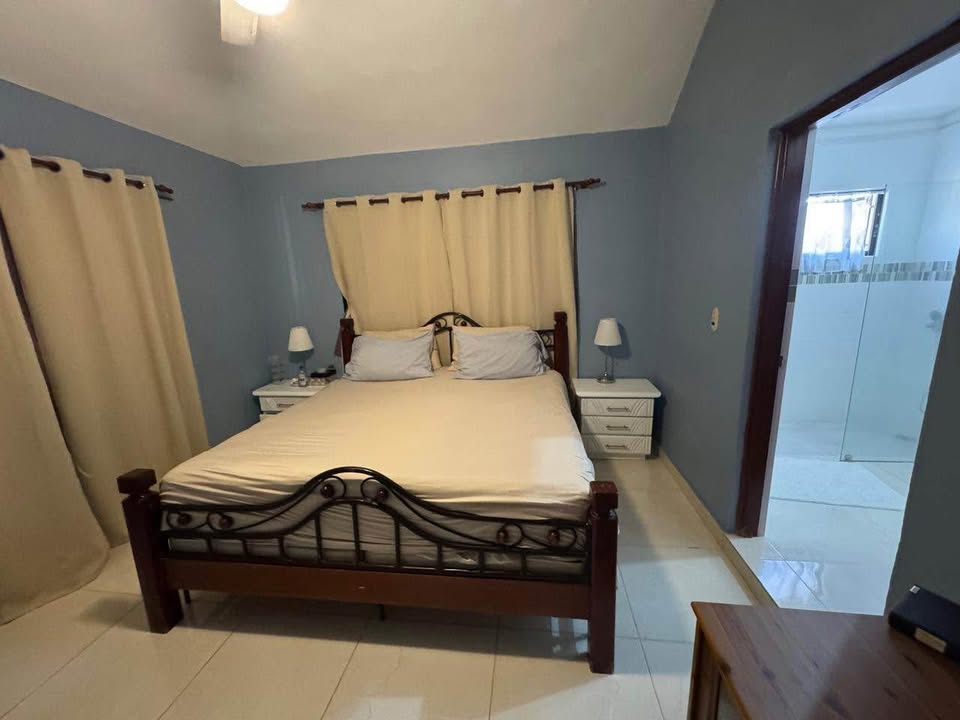 apartamentos -  CASA EN VENTA EN LA AV, COLOMBIA SANTO DOMINGO 1