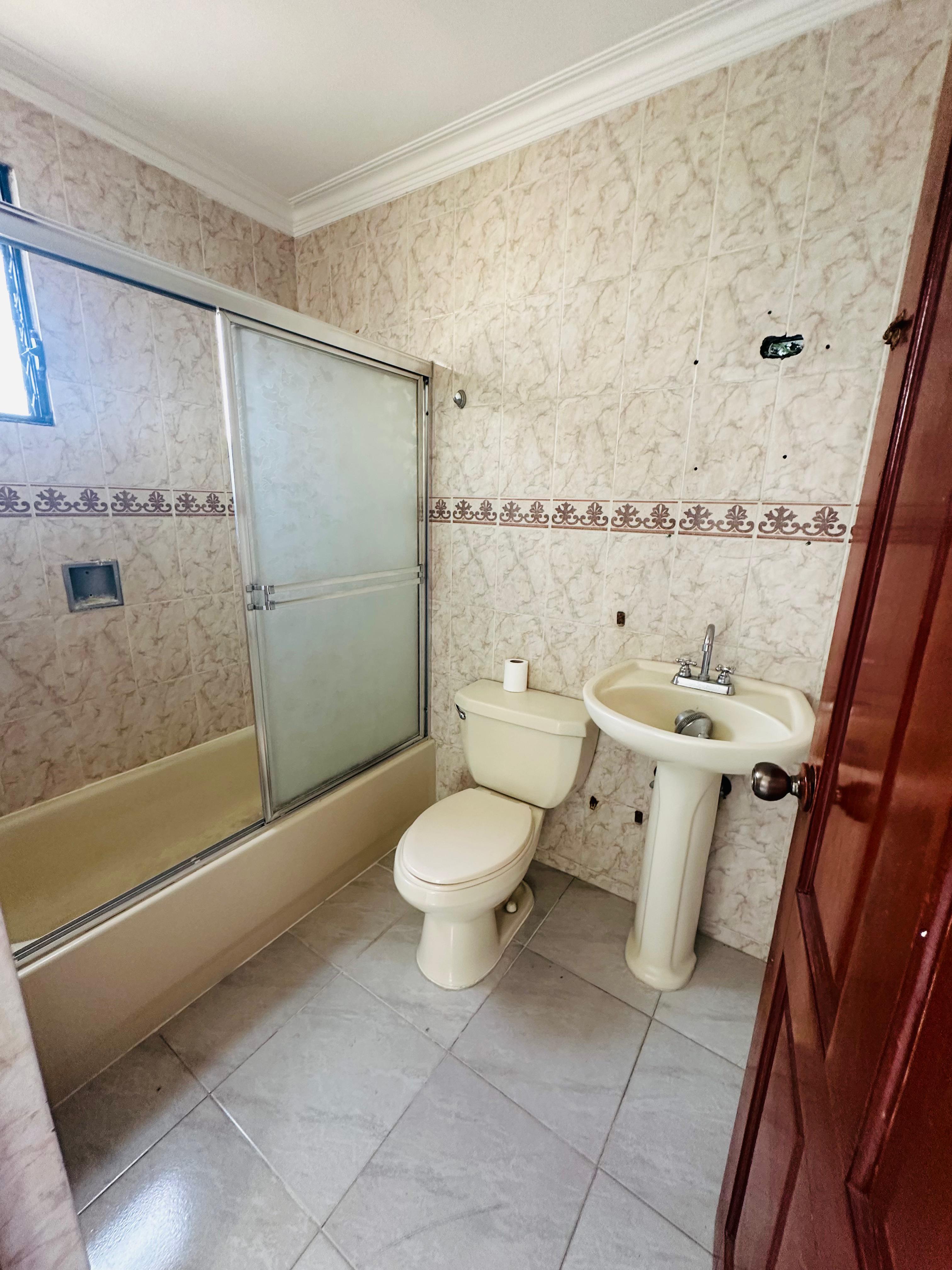 apartamentos - Apartamento en alquiler en 3er nivel –Padre Las Casas, próximo al Parque Central 7