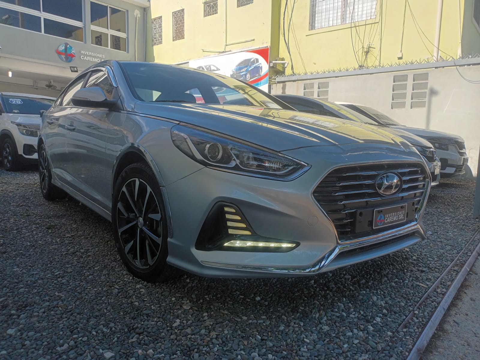 carros - HYUNDAI NEW RISE 2