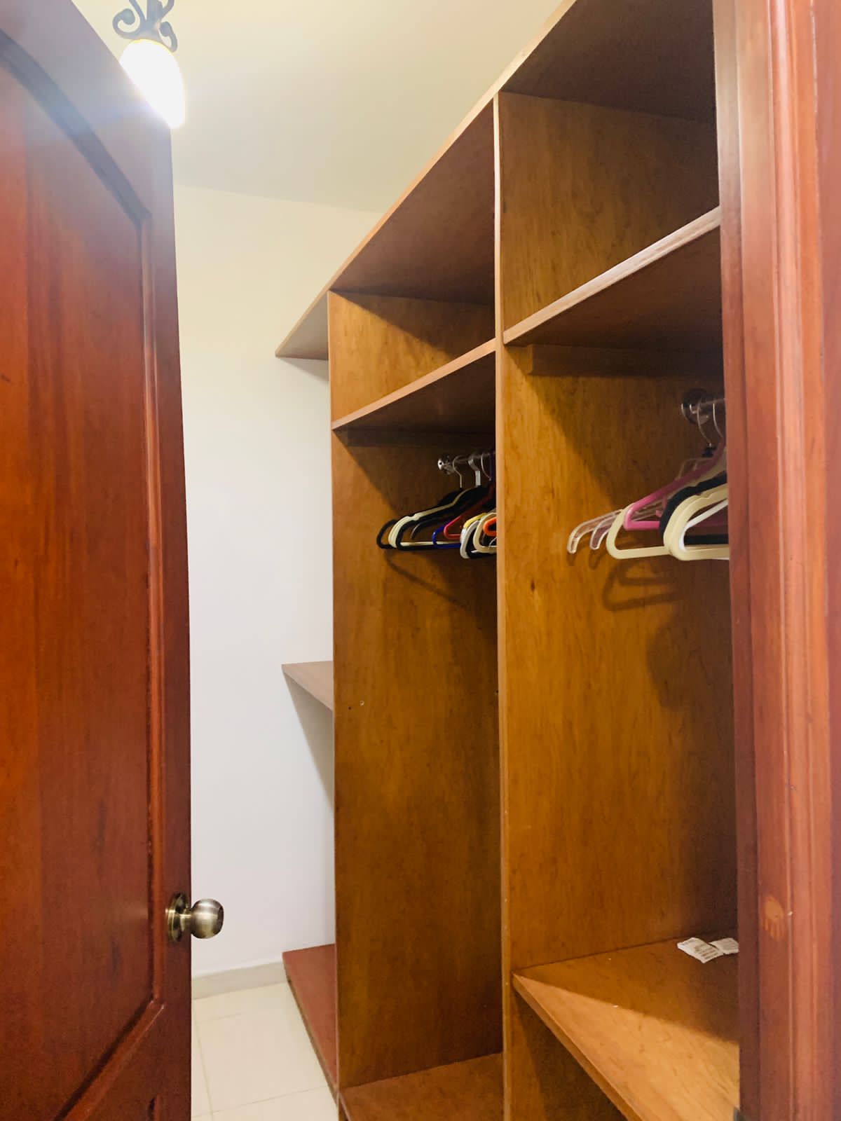 apartamentos - Apartamento en alquiler, 266 mts, vista al mar. 1