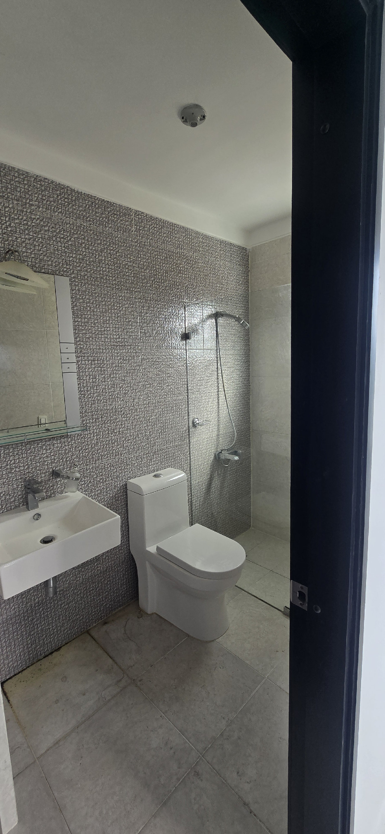 apartamentos - Alquiler en Las Cayenas Santo Domingo  Este  RD$20,000 9