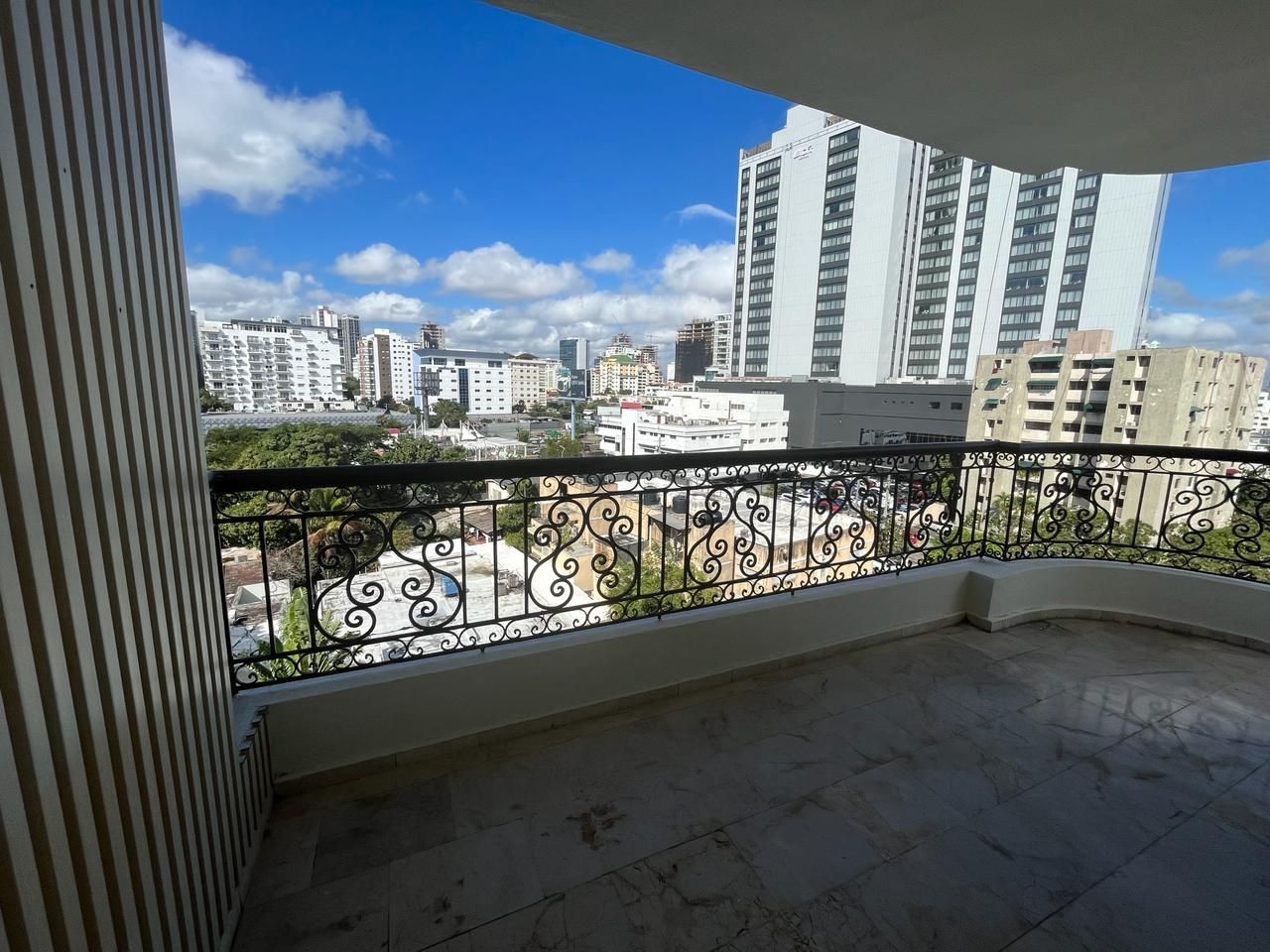 apartamentos - Apartamento en alquiler en Piantini, Espacioso de 3 habitaciones 4