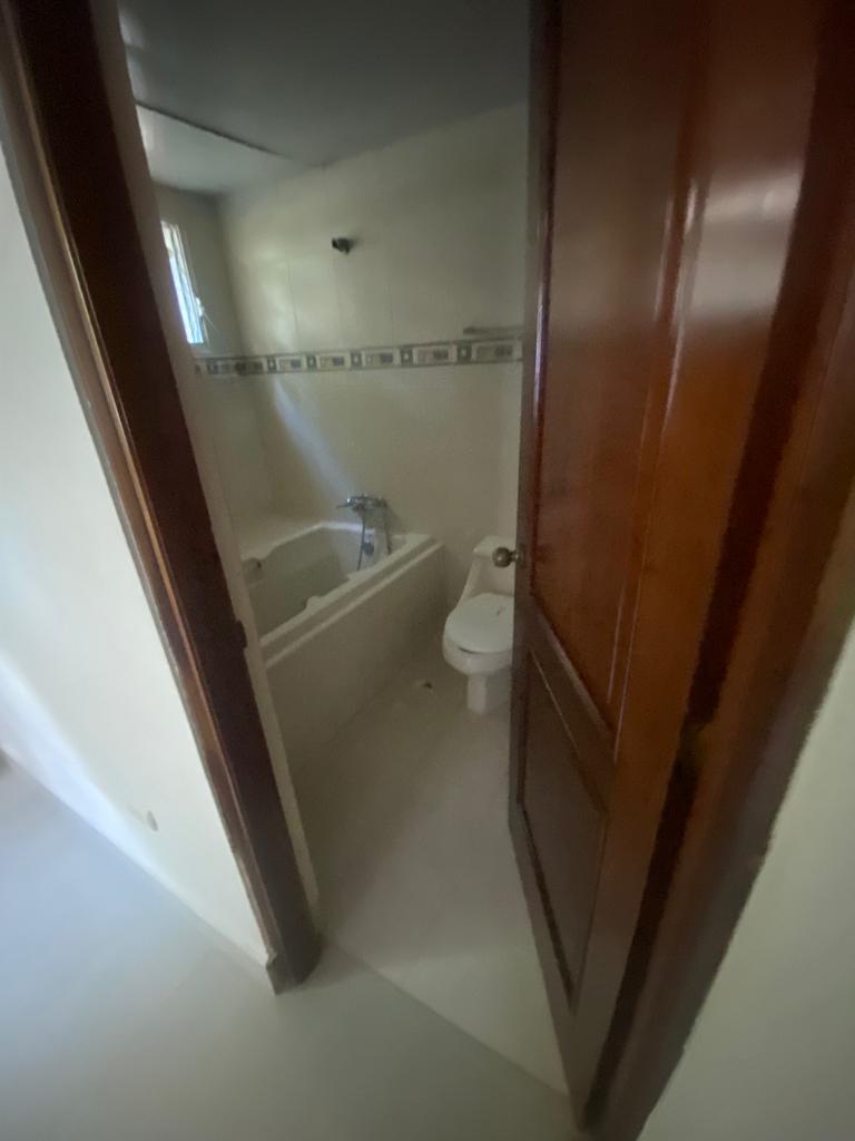 apartamentos - Apartamento en Alquiler, Urb. Real 8