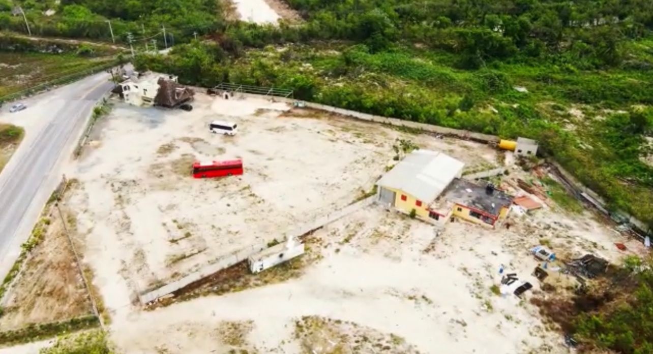 solares y terrenos - Impresionante Terreno de con 67,000 Metros Cuadrados En VENTA! 3