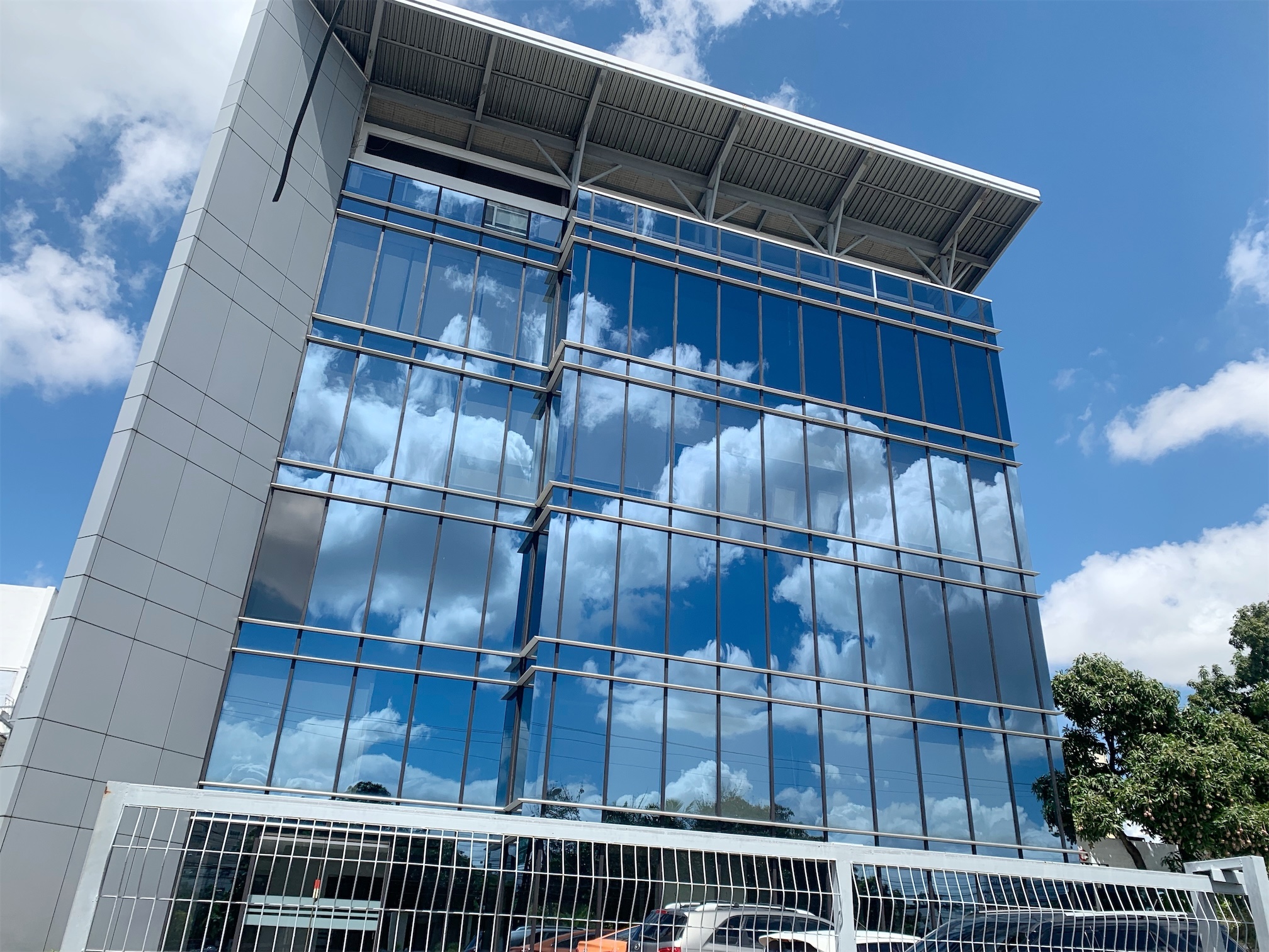 oficinas y locales comerciales - Oficina corporativa en Bella vista 1